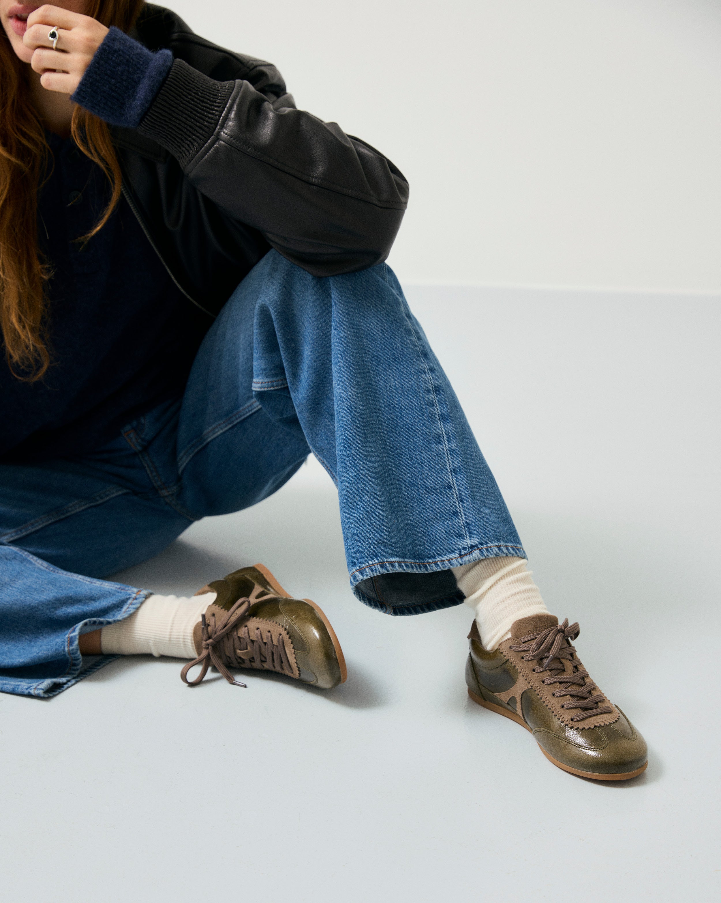 GARMENT PROJECT WMNS Bea - Olive Vintage Patent Leather Sneakers 250 Olive