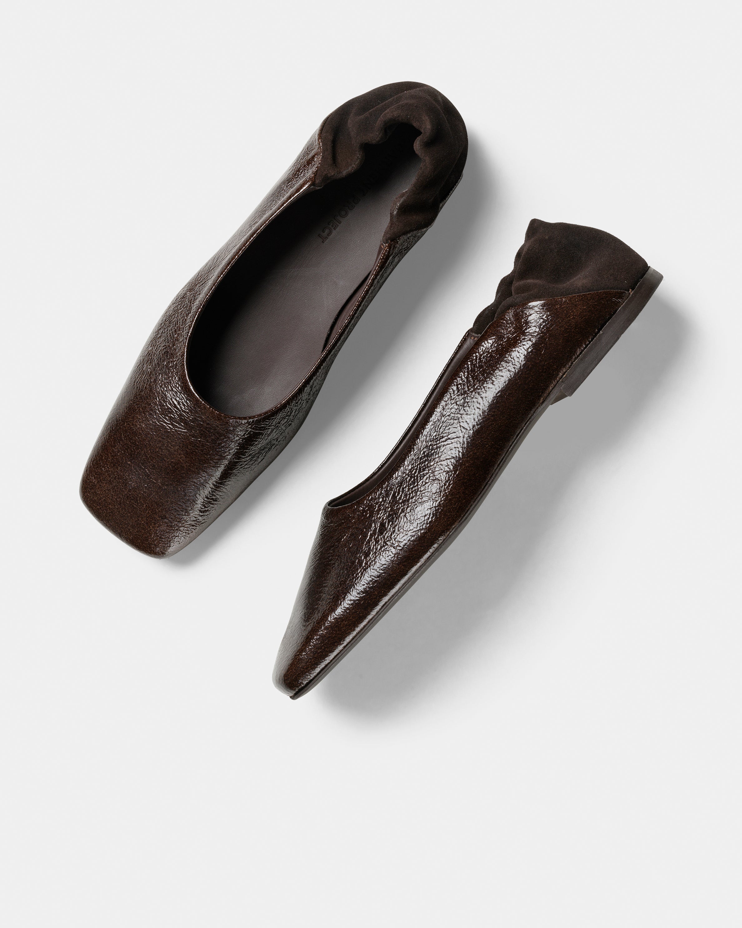 GARMENT PROJECT WMNS Bella - Brown Vintage Patent Leather Ballerinas 800 Brown