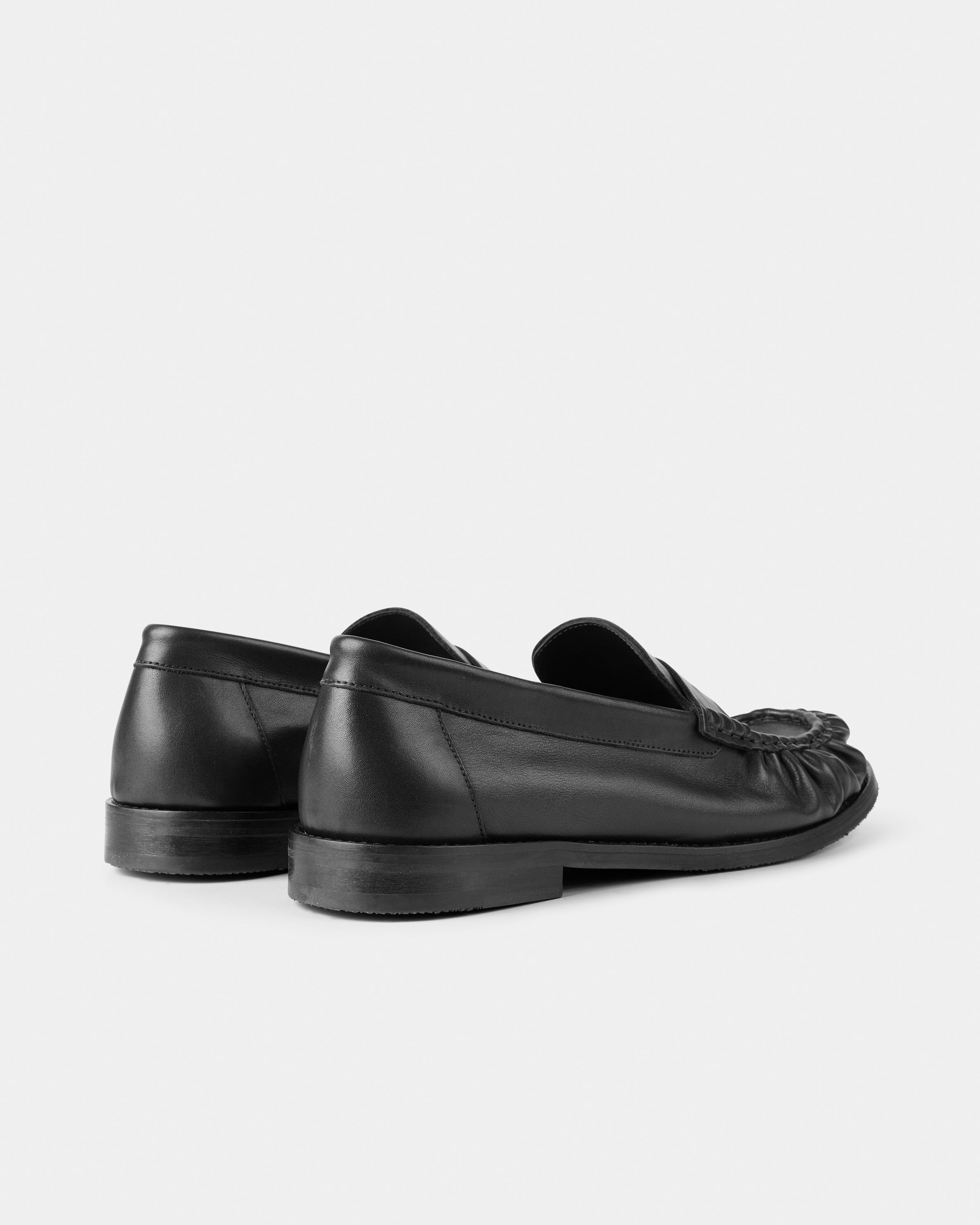 GARMENT PROJECT MAN Charlie - Black Leather Loafer 999 Black