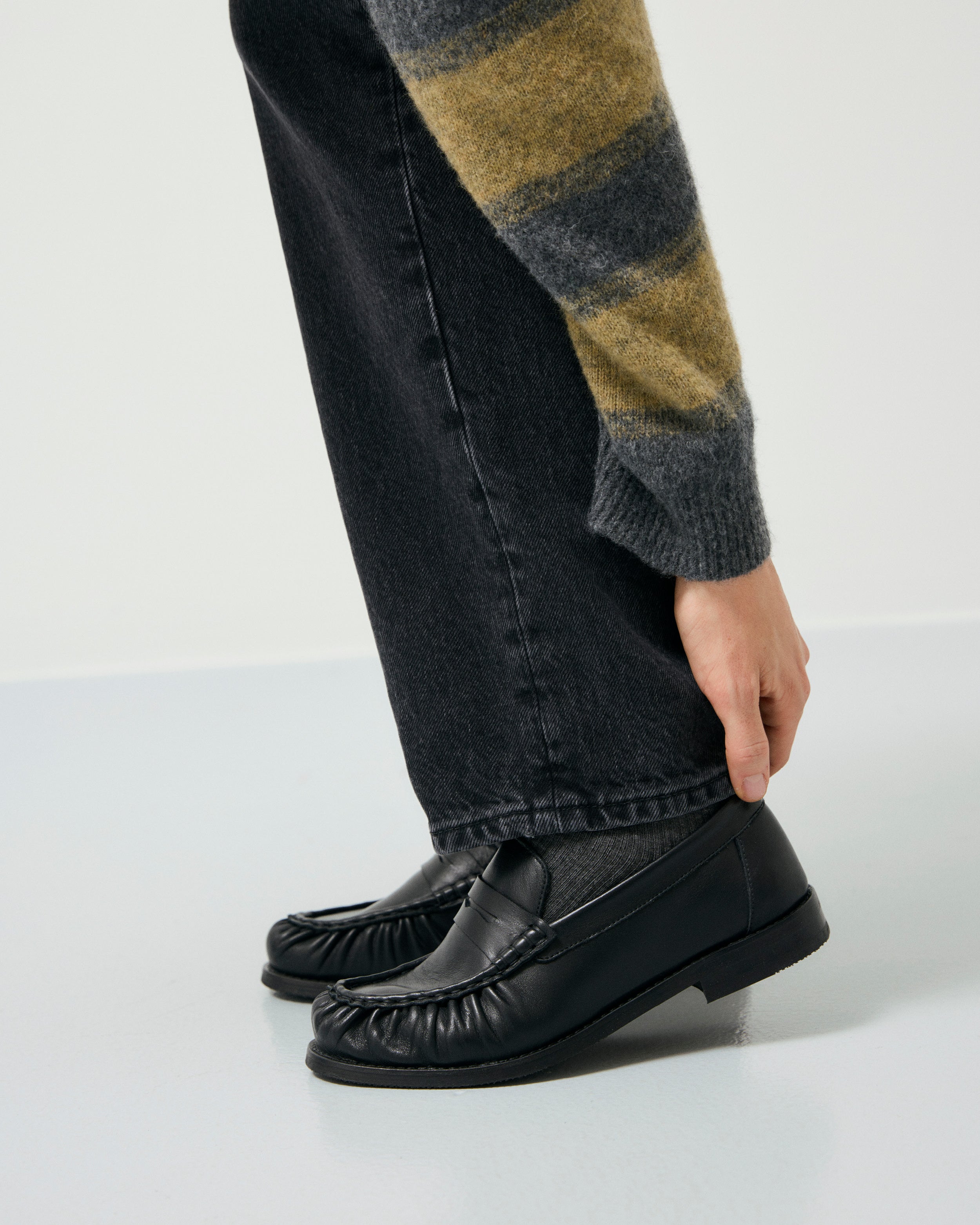GARMENT PROJECT WMNS Charlie - Black Leather Loafer 999 Black