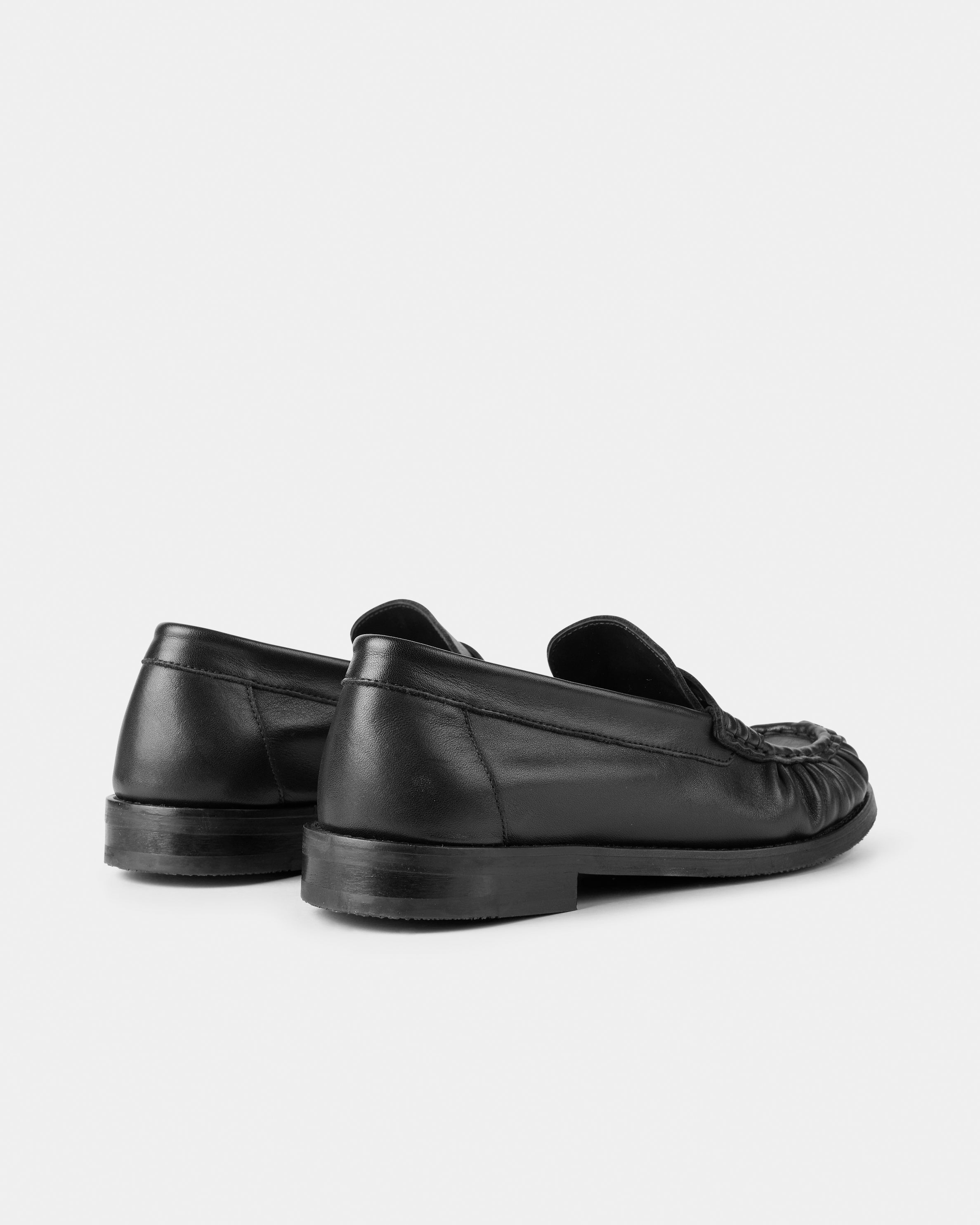 GARMENT PROJECT WMNS Charlie - Black Leather Loafer 999 Black