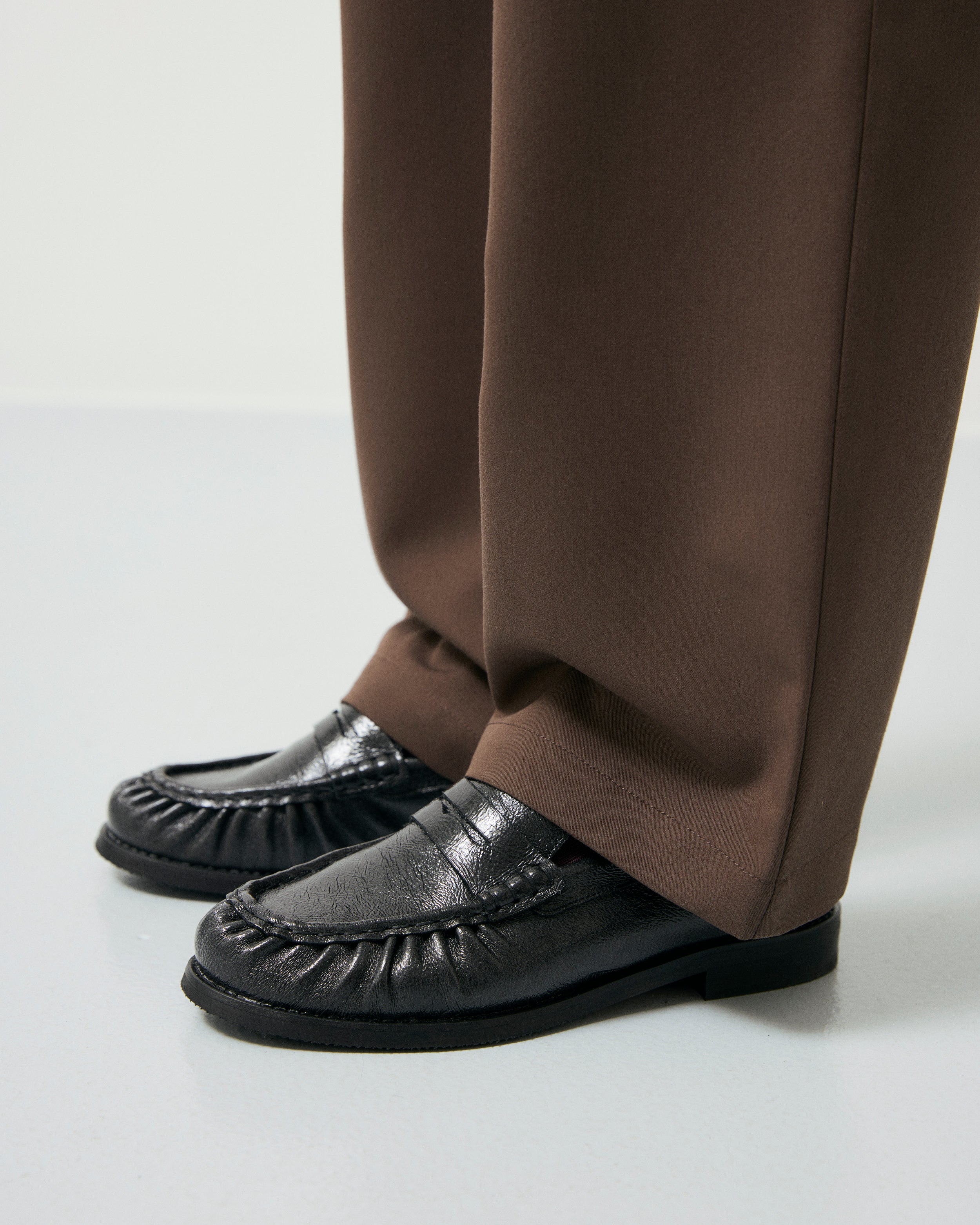 GARMENT PROJECT WMNS Charlie - Black Vintage Patent Leather Loafer 999 Black