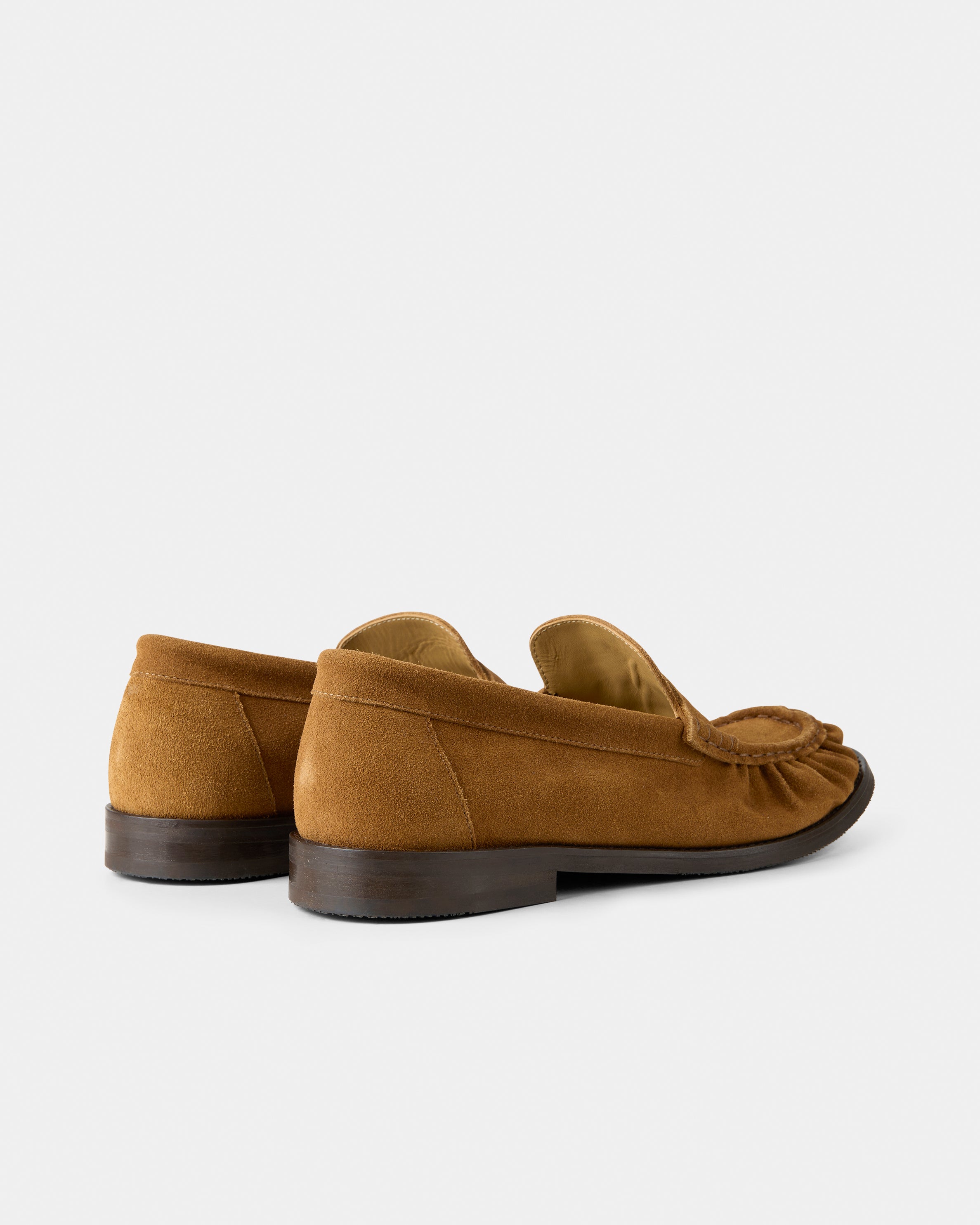 GARMENT PROJECT MAN Charlie - Cognac Suede Loafer 650 Cognac