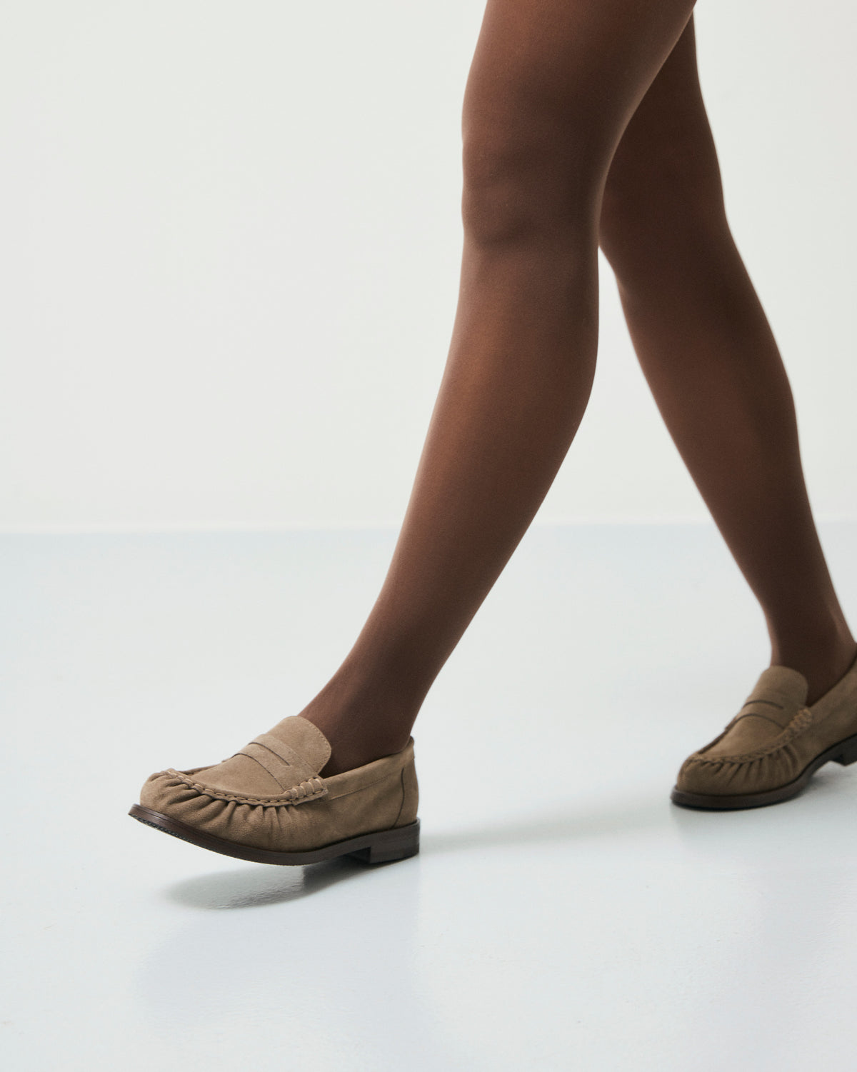 GARMENT PROJECT WMNS Charlie - Truffle Suede Loafer 265 Truffle