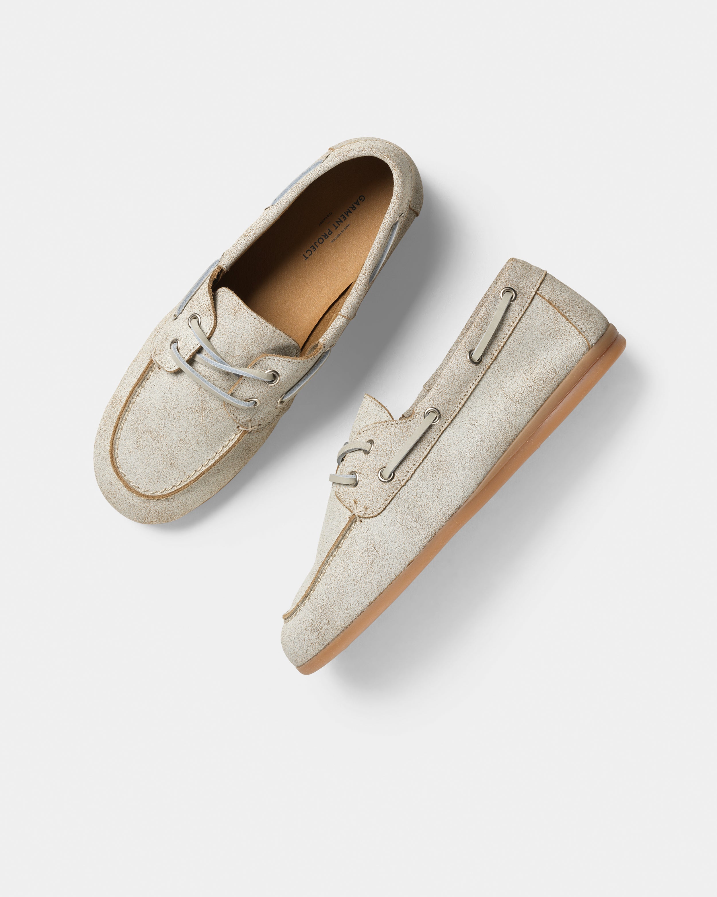 GARMENT PROJECT WMNS Daisy Boat Shoe - Off-White Cracked Leather Shoes 110 Off White