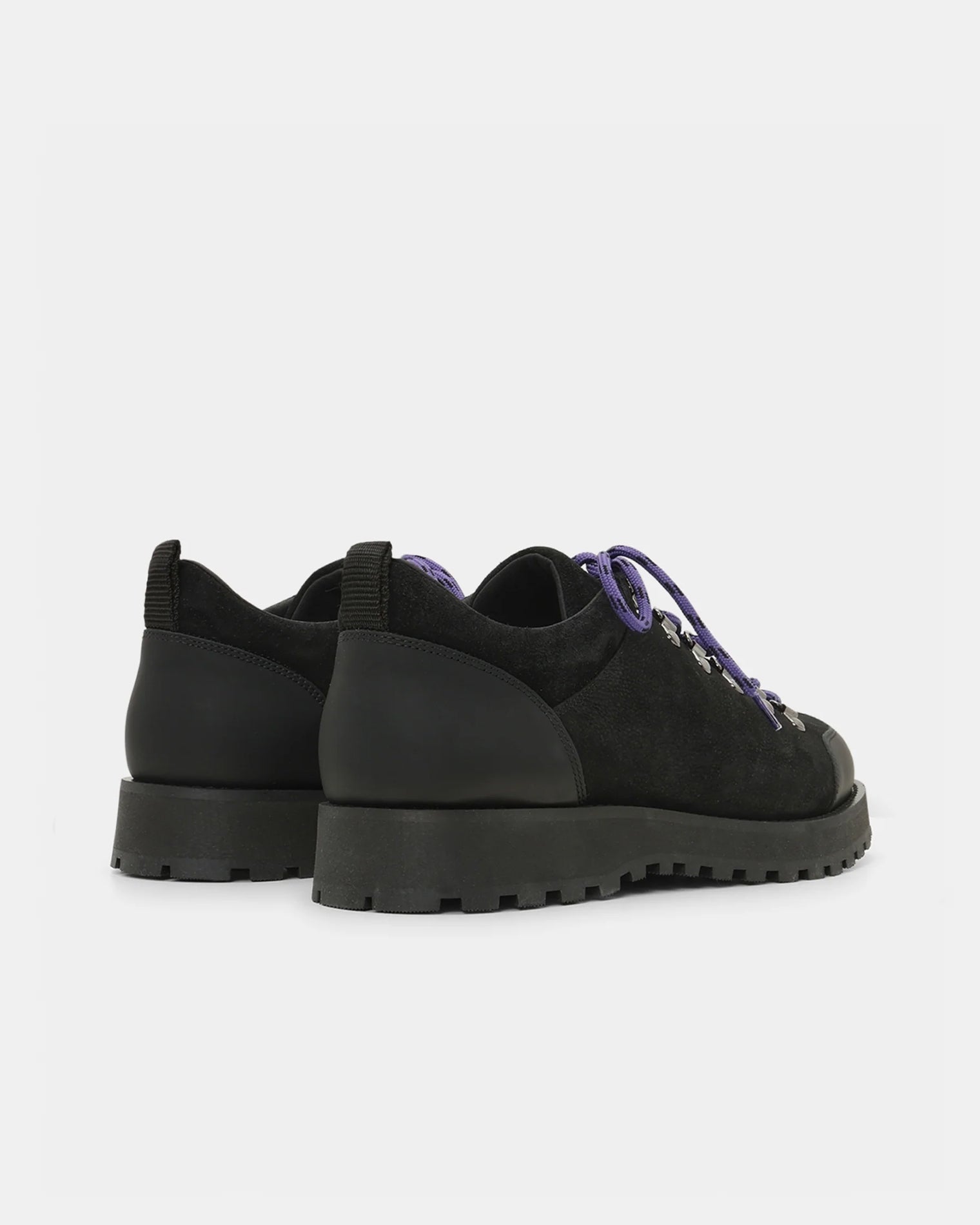 GARMENT PROJECT MAN Dune Low - Black Tumbled Nubuck Shoes 999 Black