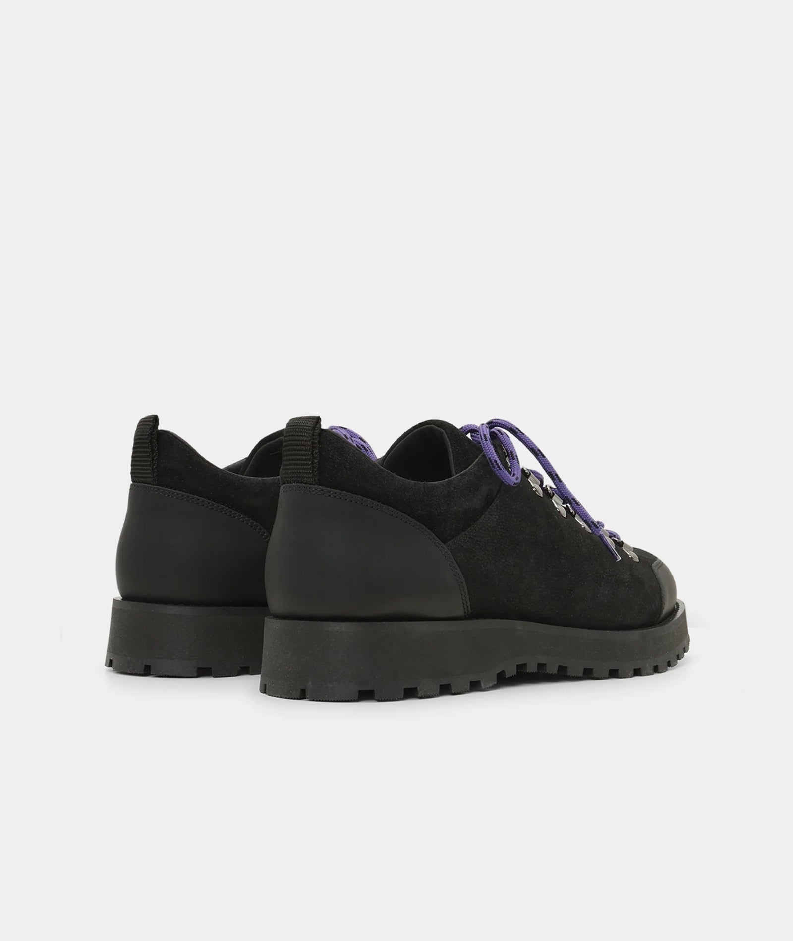 GARMENT PROJECT MAN Dune Low - Black Tumbled Nubuck Shoes 999 Black