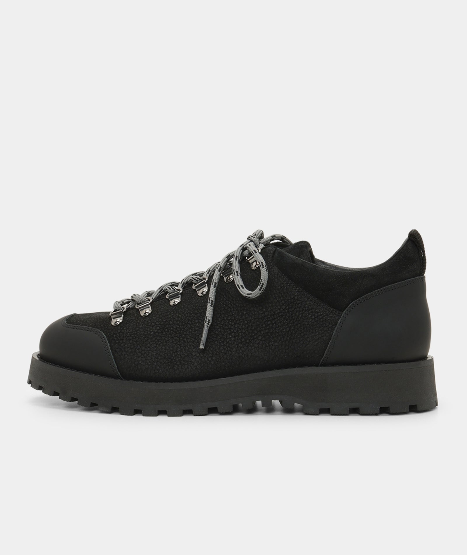 GARMENT PROJECT MAN Dune Low - Black Tumbled Nubuck Shoes 999 Black