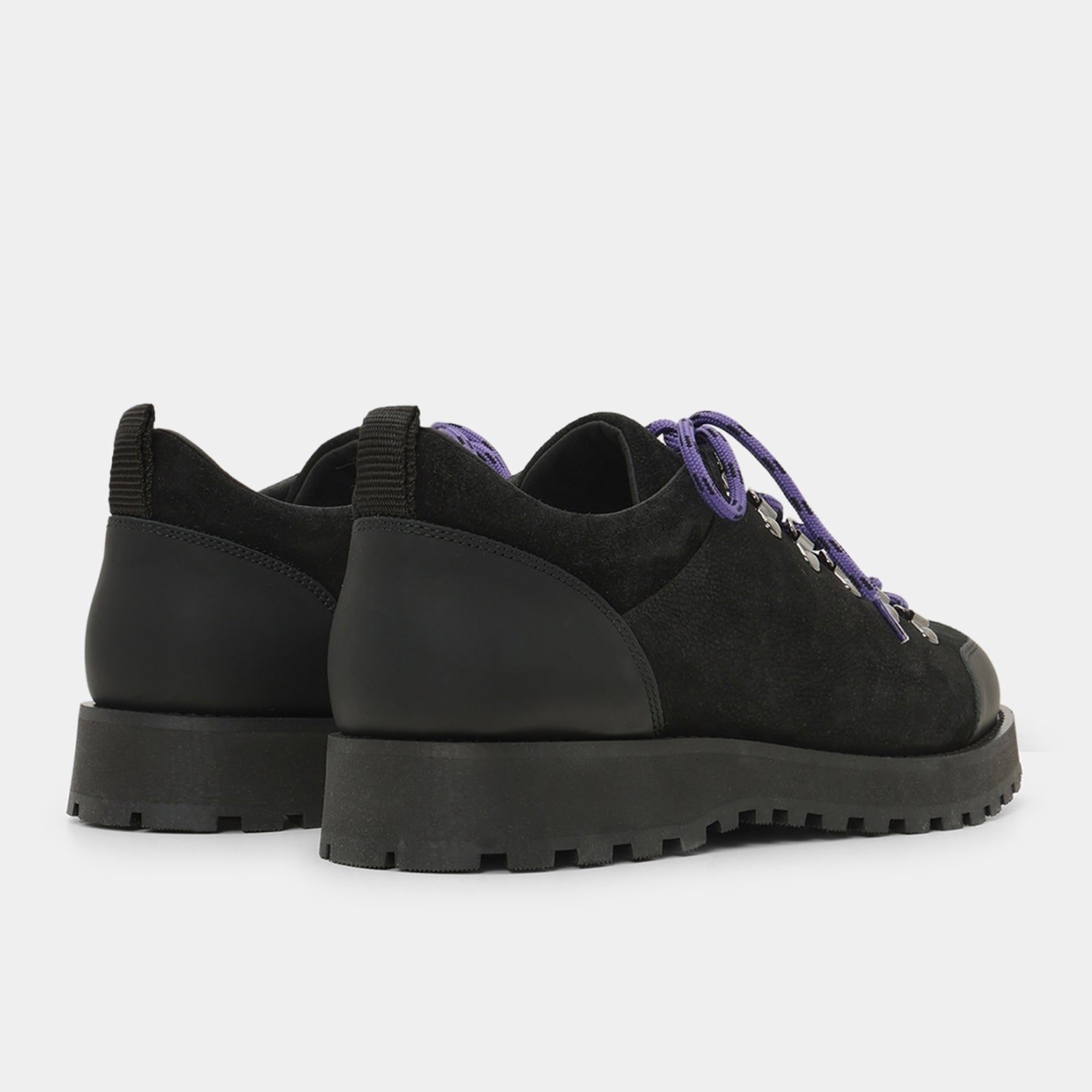 GARMENT PROJECT MAN Dune Low - Black Tumbled Nubuck Shoes 999 Black