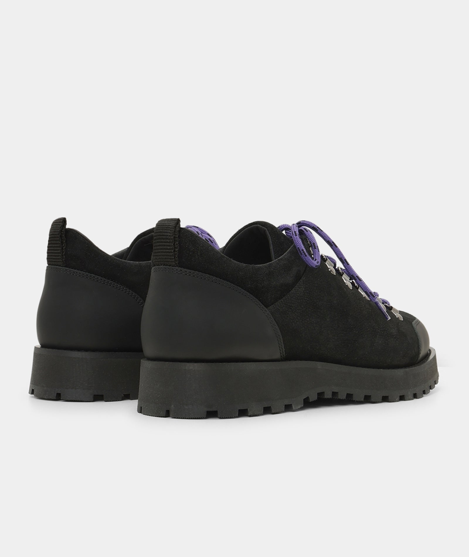 GARMENT PROJECT MAN Dune Low - Black Tumbled Nubuck Shoes 999 Black