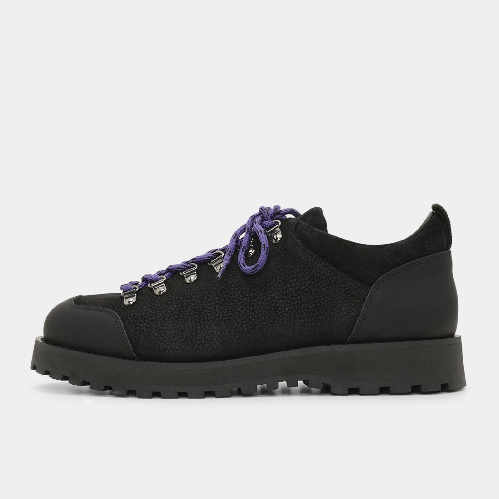GARMENT PROJECT MAN Dune Low - Black Tumbled Nubuck Shoes 999 Black