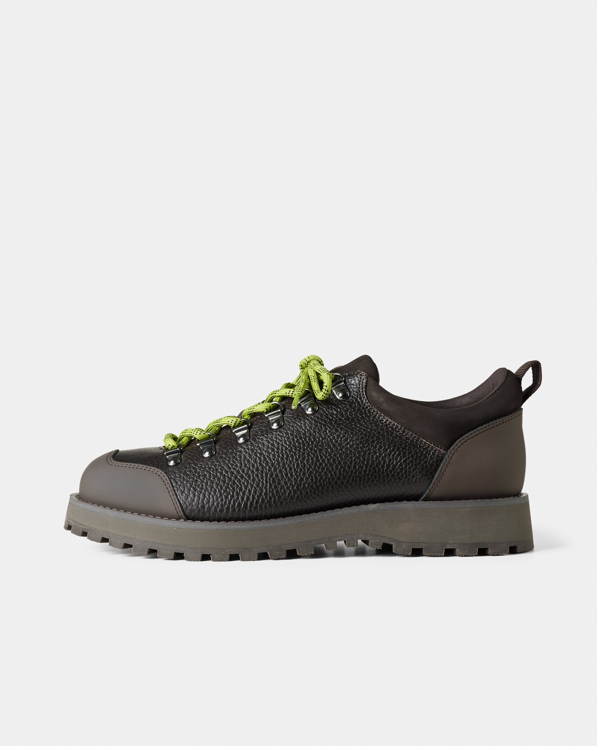 GARMENT PROJECT MAN Dune Low - Brown Tumbled Leather Shoes 800 Brown