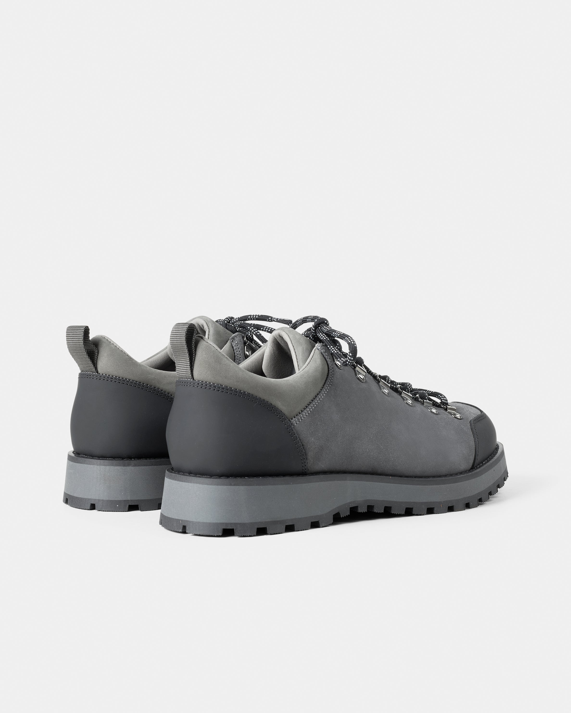 GARMENT PROJECT MAN Dune Low - Dark Grey Suede Shoes 7673 Dark Grey