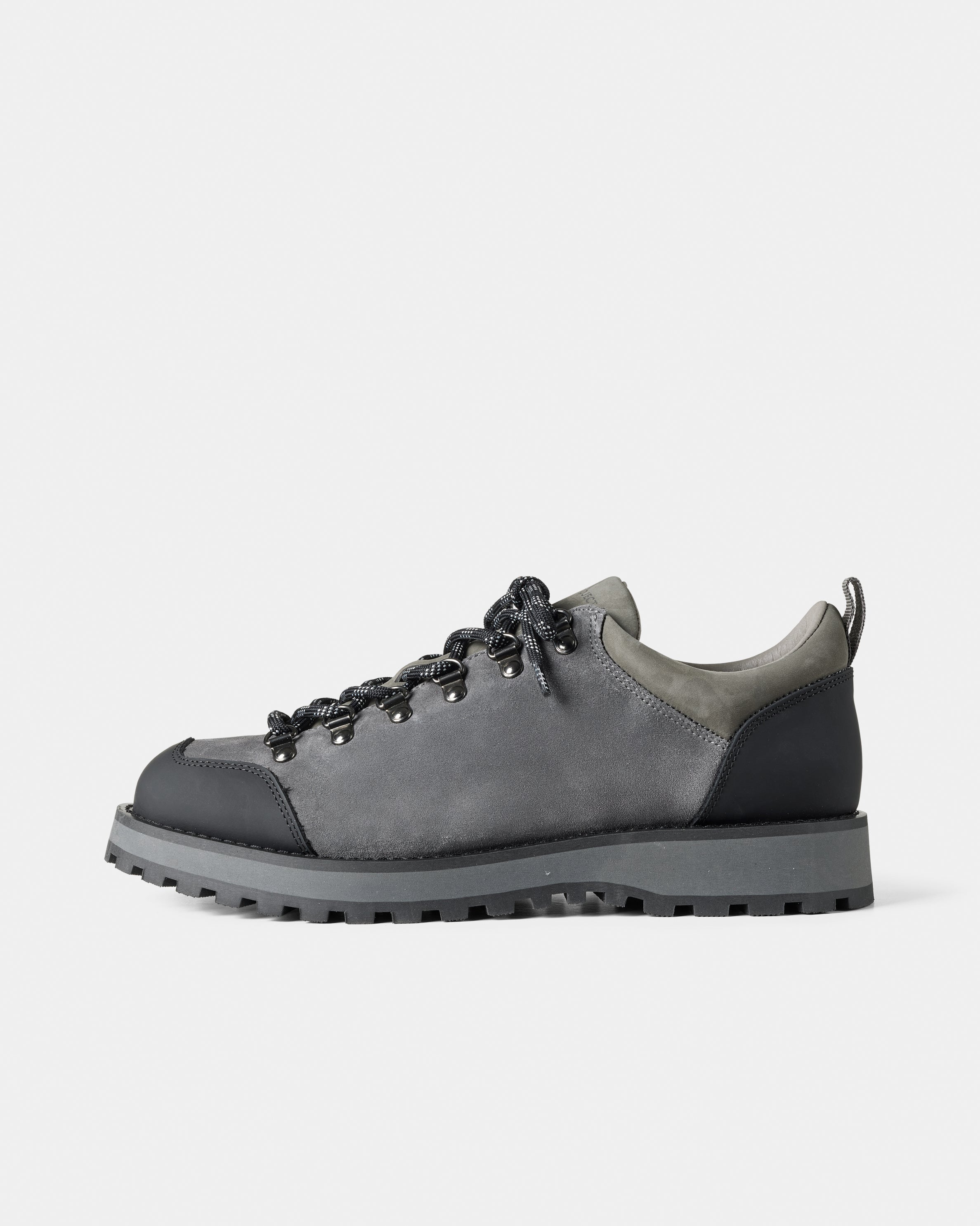 GARMENT PROJECT MAN Dune Low - Dark Grey Suede Shoes 7673 Dark Grey