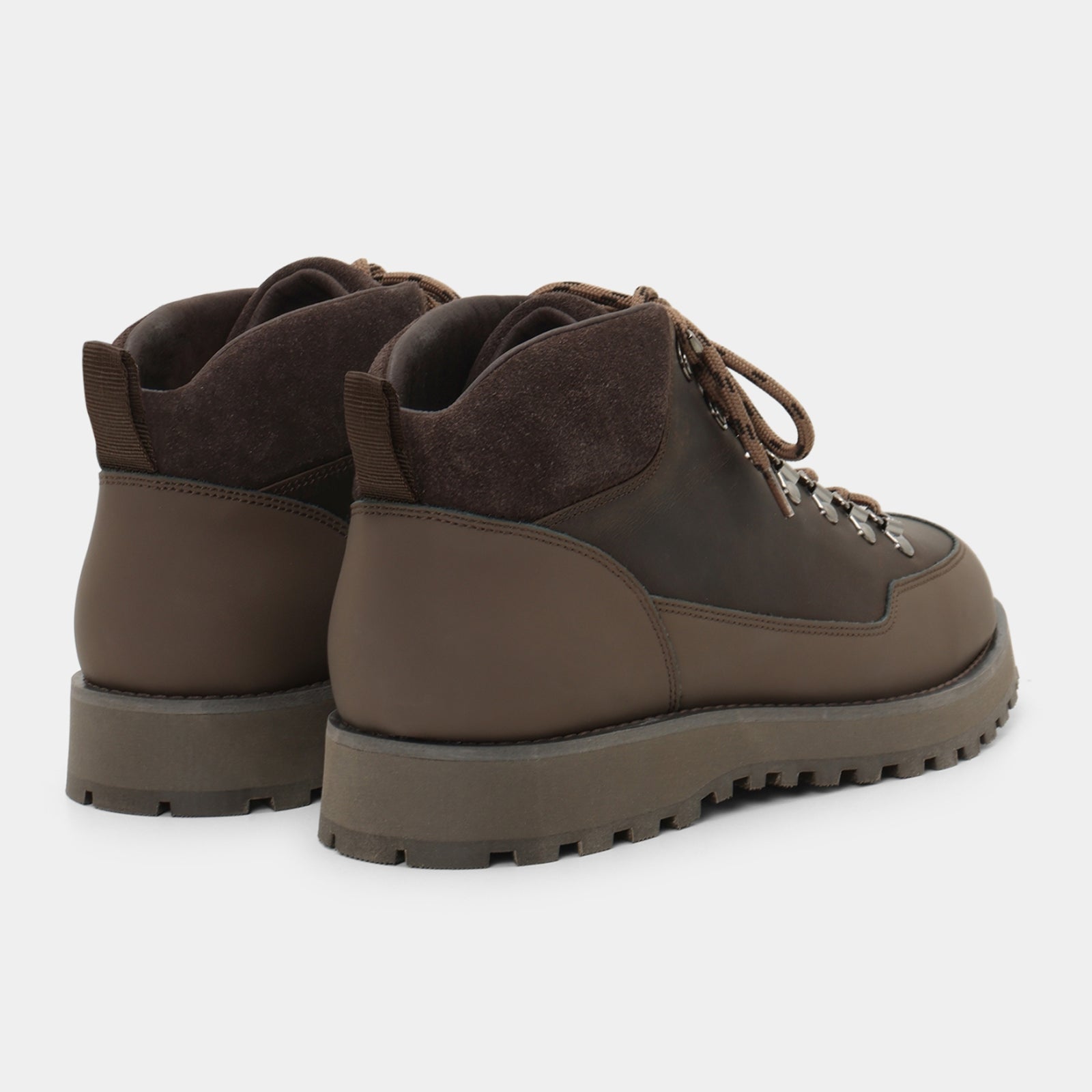 GARMENT PROJECT MAN Dune Mid - Brown Crazy Horse Leather Boots 800 Brown