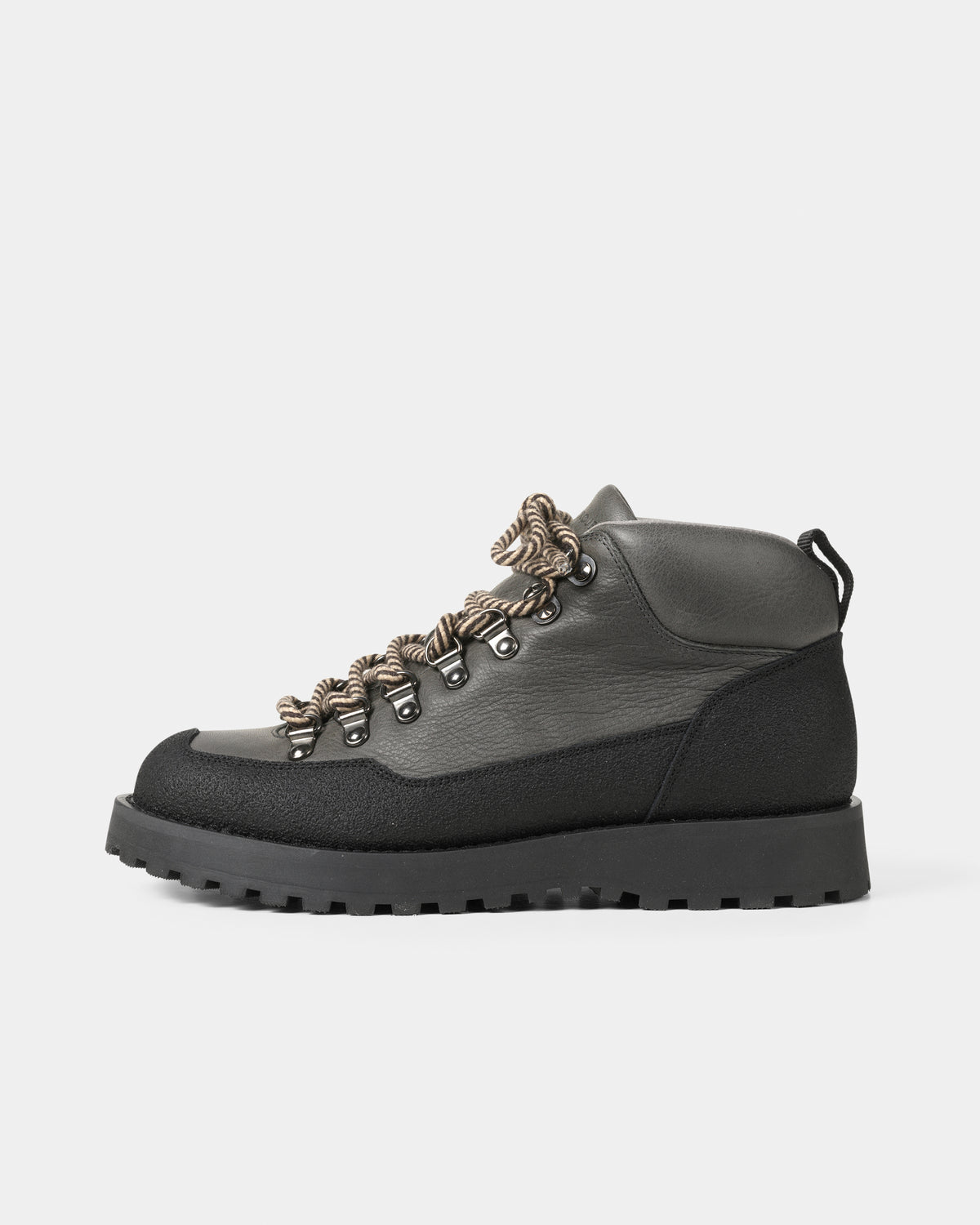 GARMENT PROJECT MAN Dune Mid - Dark Grey Tumbled Leather Boots 7673 Dark Grey