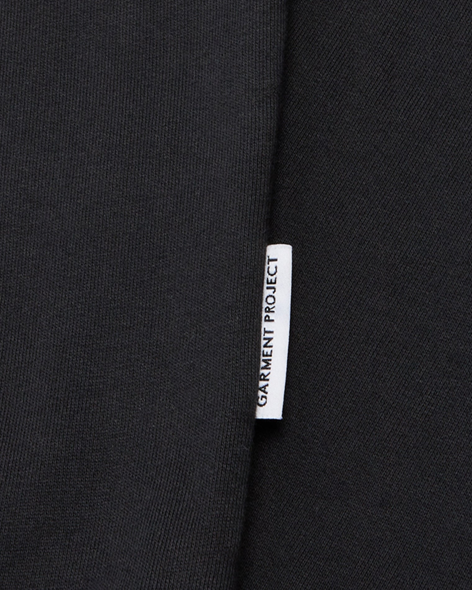 GARMENT PROJECT MAN GP Crew Neck x STORM - Vintage Black Crew Neck Sweat 999 Black