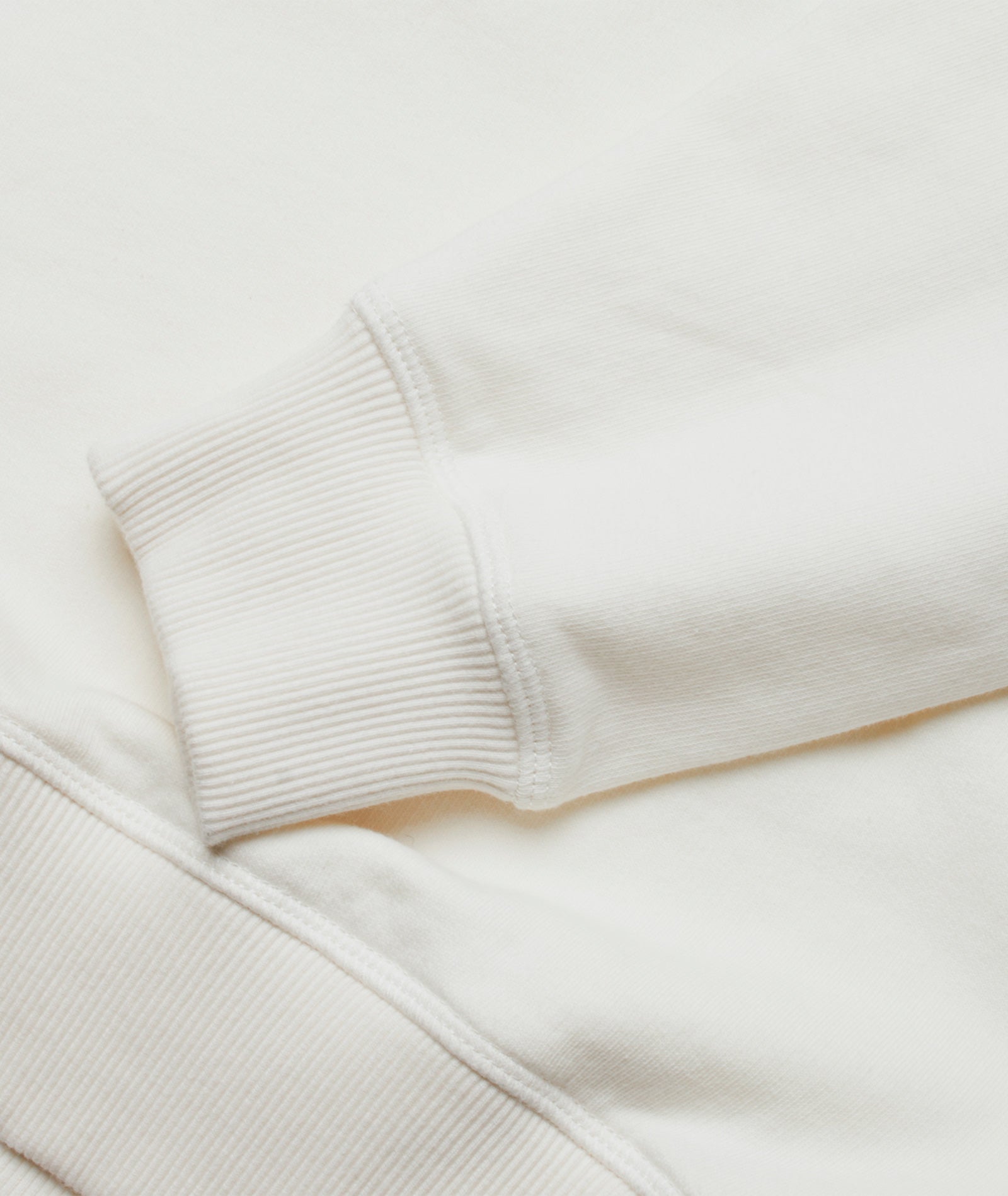 GARMENT PROJECT MAN GP Crew Neck x STORM - Vintage Off White Crew Neck Sweat 110 Off White