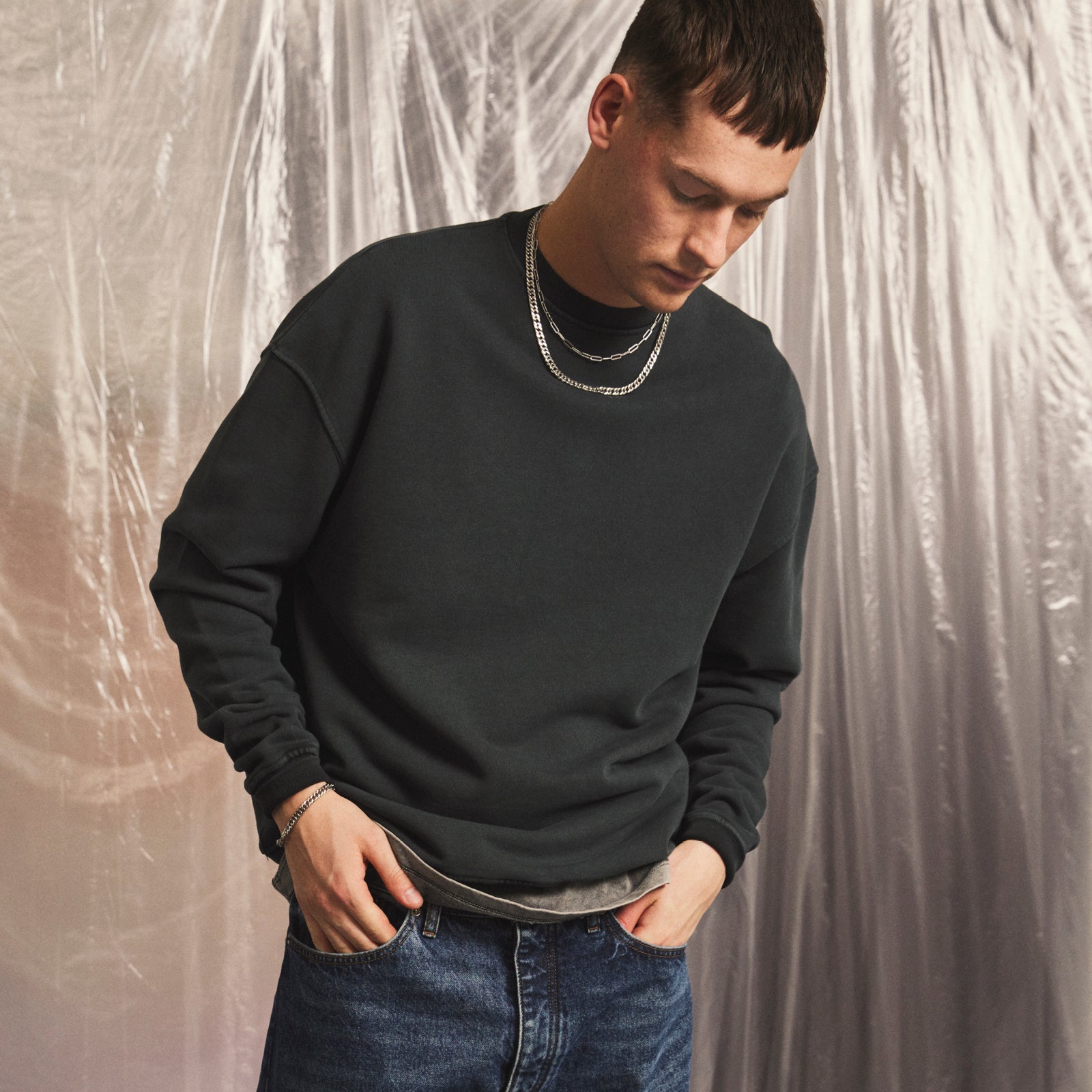 GARMENT PROJECT MAN GP Drop Shoulder Crew Neck Sweat - Acid Black Crew Neck Sweat 995 Acid Black