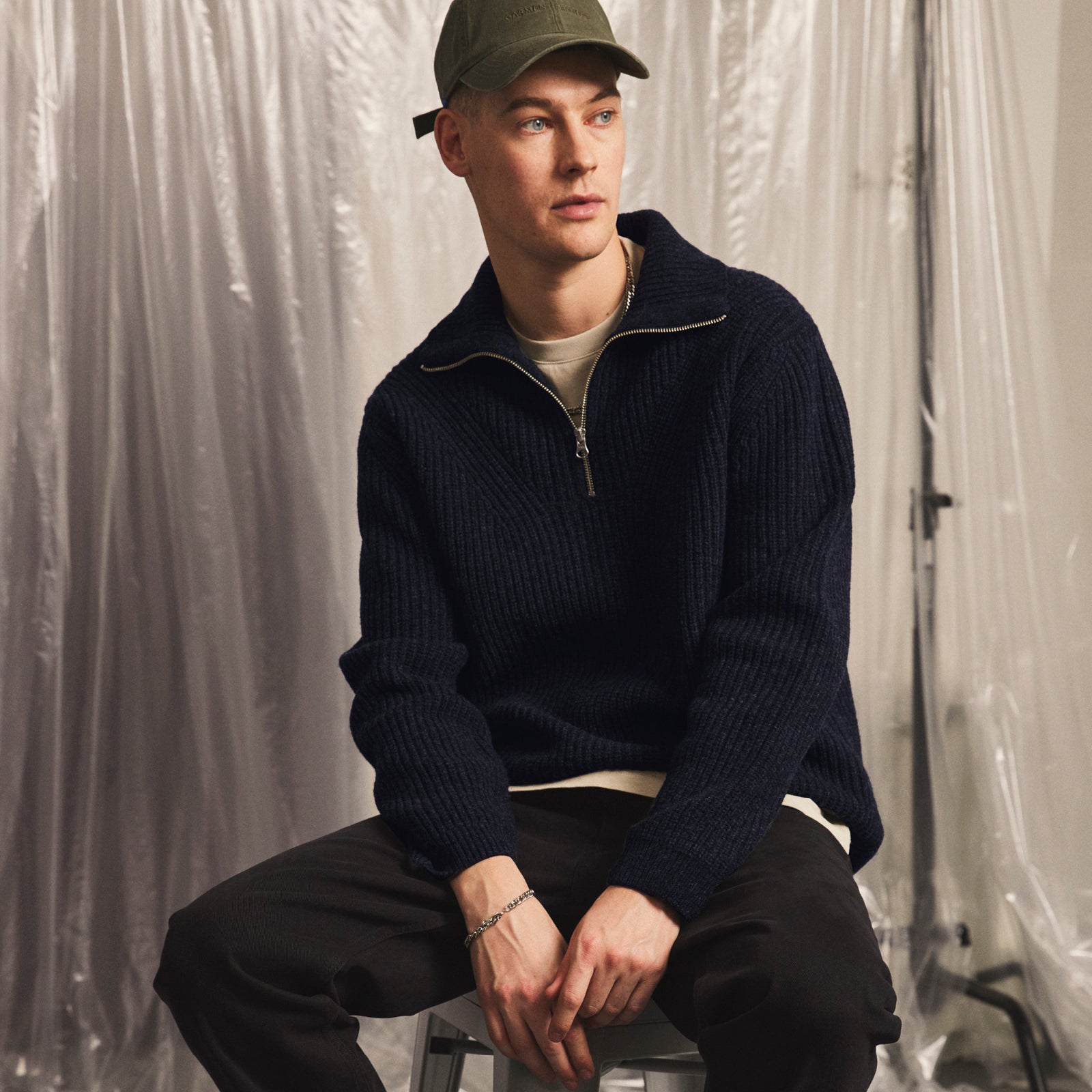 GARMENT PROJECT MAN Half Zip Wool Knit - Navy Knit 500 Navy