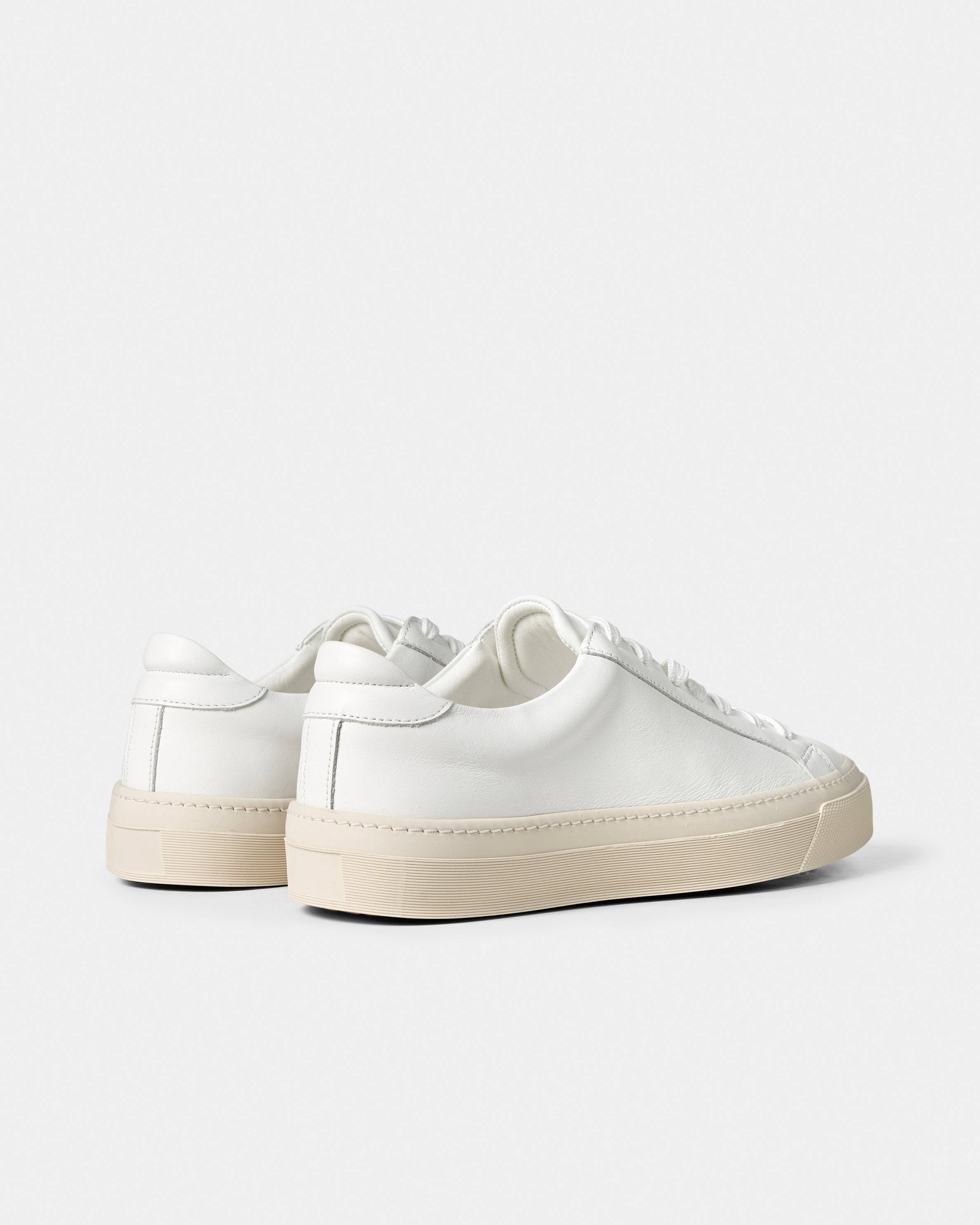 GARMENT PROJECT WMNS Kit - White Soft Leather Sneakers 100 White
