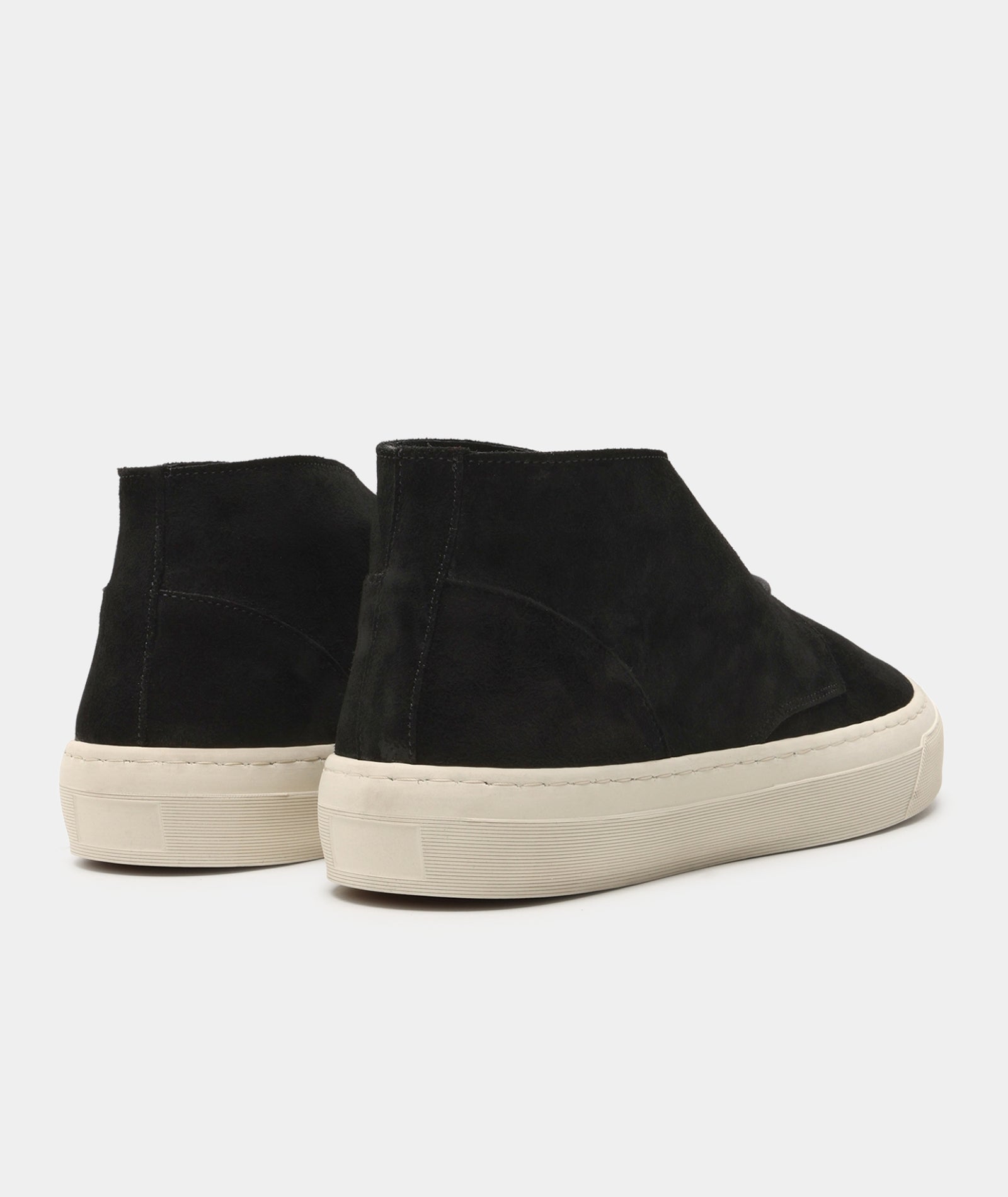 GARMENT PROJECT MAN Kit Chukka - Black Suede Sneakers 999 Black