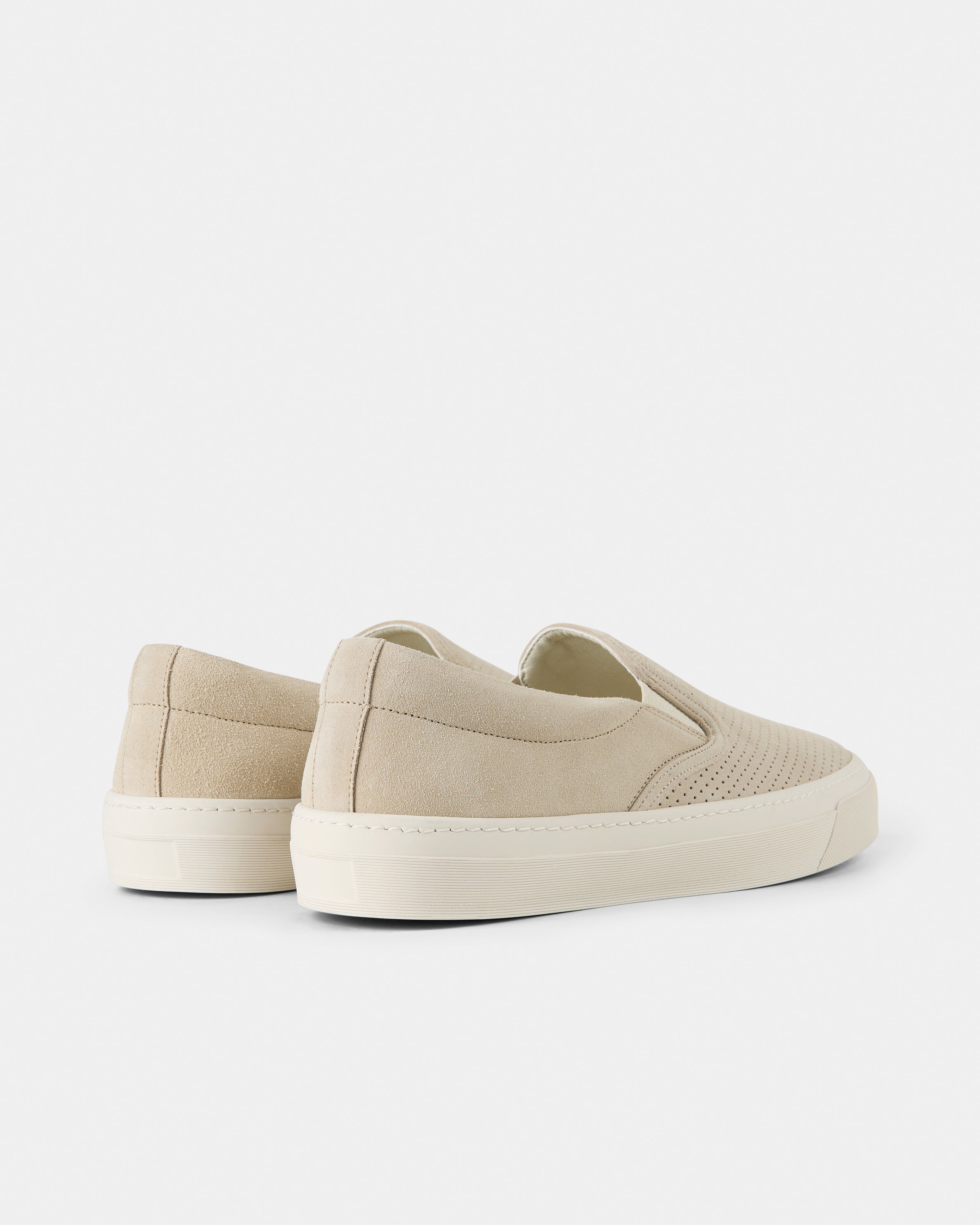 GARMENT PROJECT MAN Kit Slip-On - Sand Perforated Suede Sneakers 220 Sand