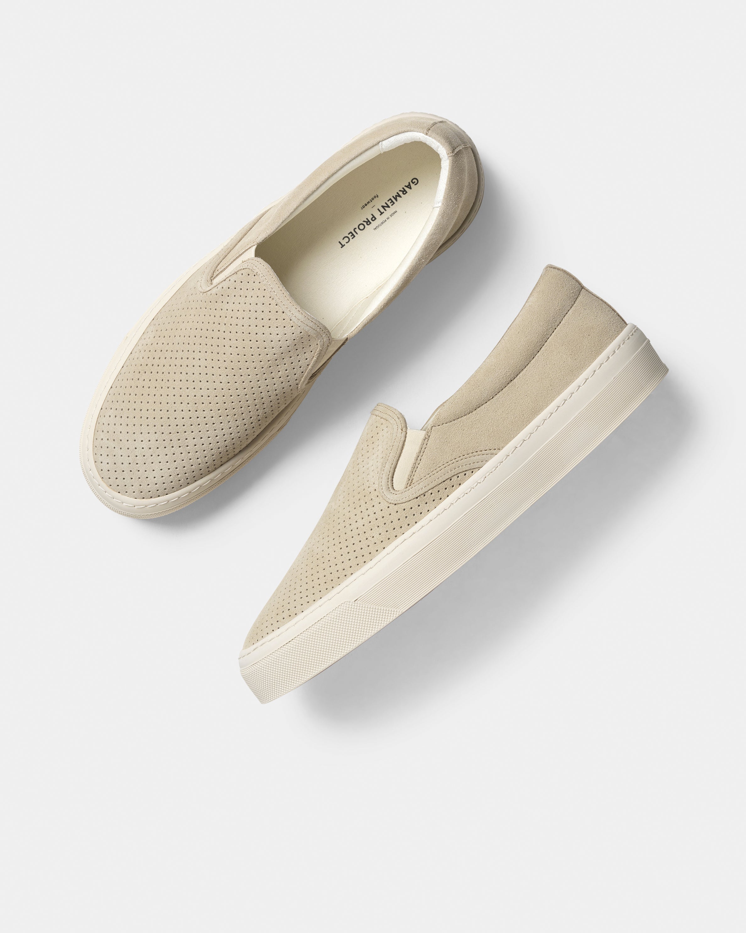 GARMENT PROJECT MAN Kit Slip-On - Sand Perforated Suede Sneakers 220 Sand