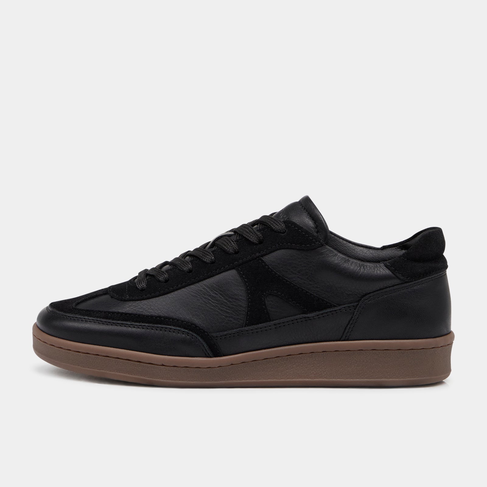 GARMENT PROJECT WMNS Liga - Black Leather Sneakers 999 Black