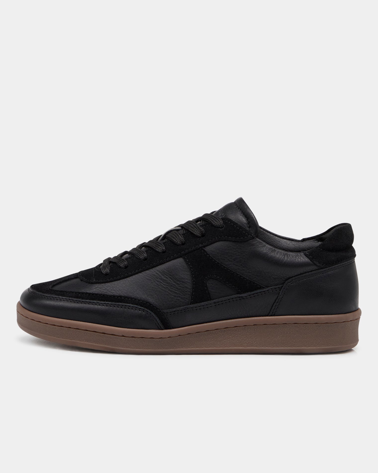 GARMENT PROJECT WMNS Liga - Black Leather Sneakers 999 Black