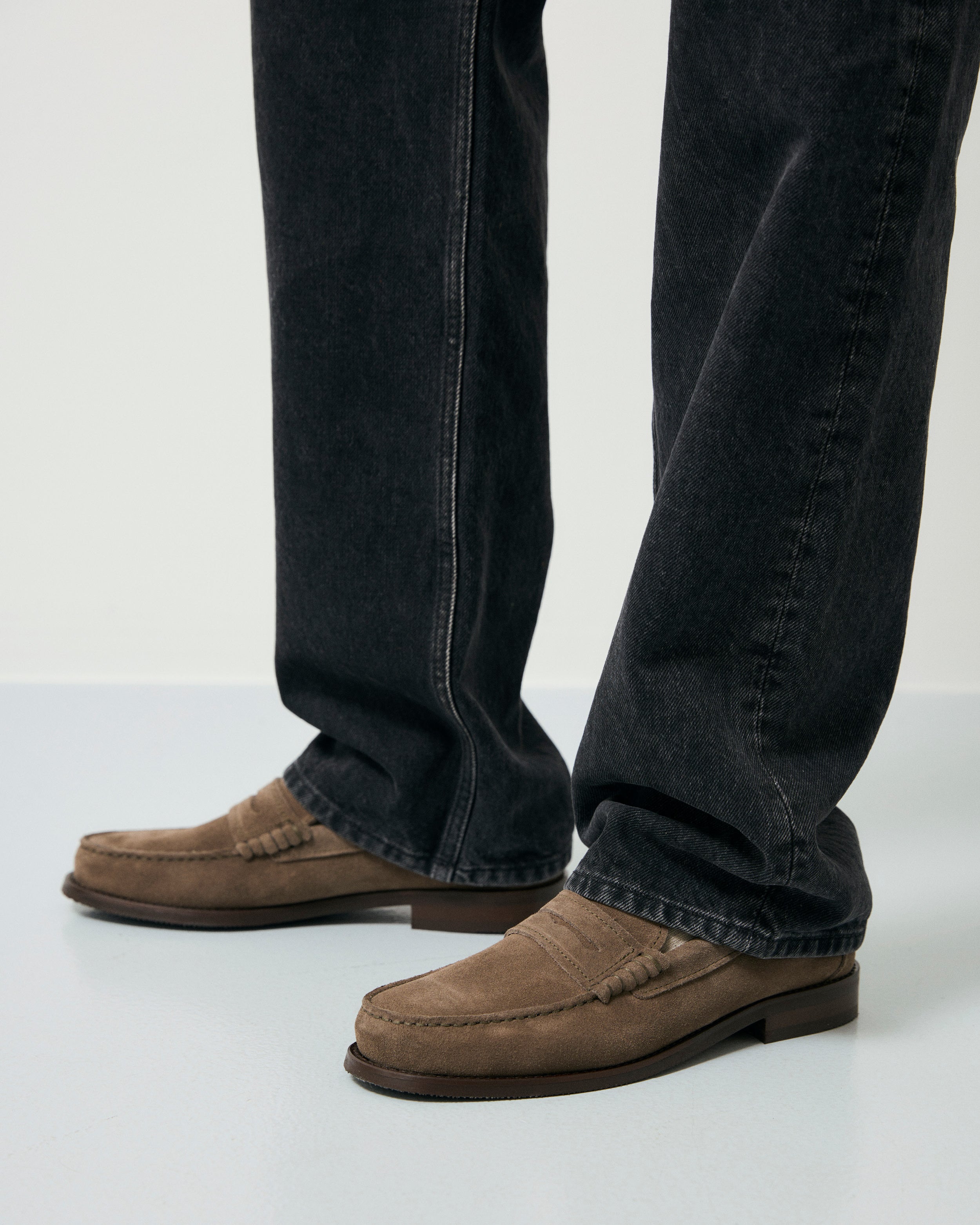 GARMENT PROJECT MAN Miles Penny Loafer - Truffle Suede Loafer 265 Truffle