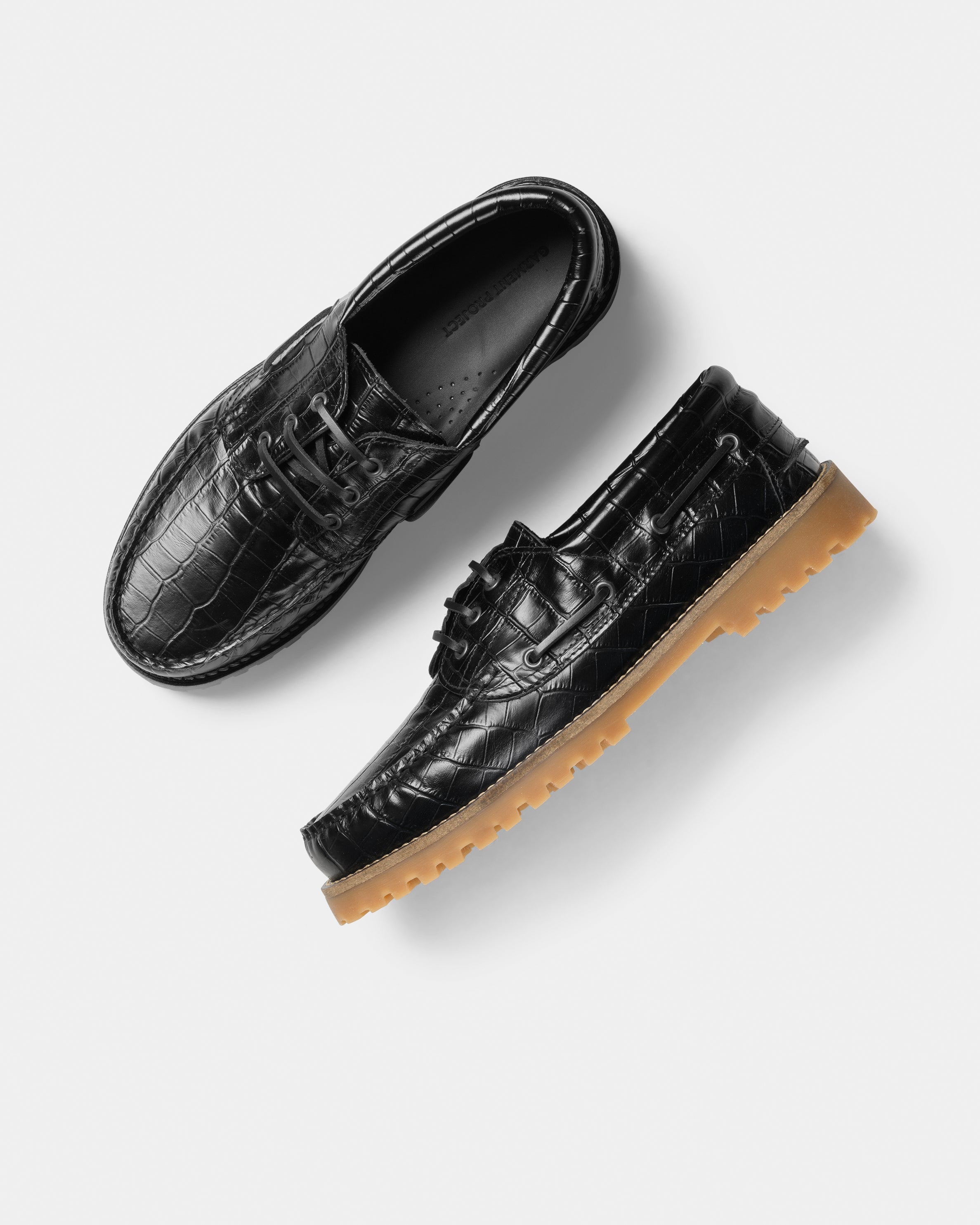 GARMENT PROJECT MAN Ollie Boat Shoe - Black Croco Leather Shoes 999 Black