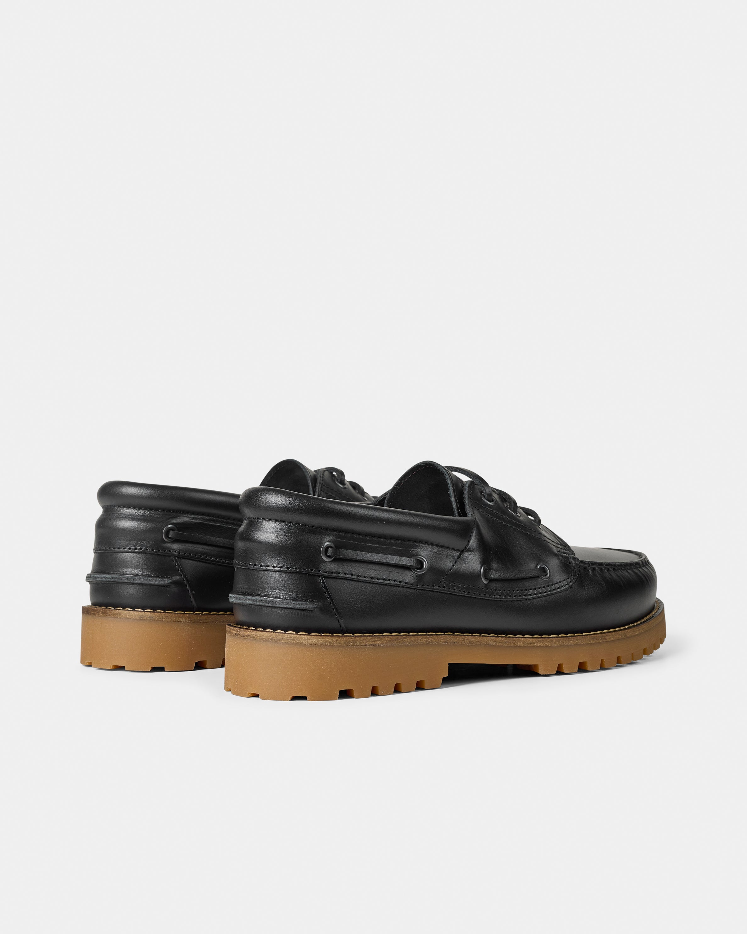 GARMENT PROJECT MAN Ollie Boat Shoe - Black/Gum Leather Shoes 999 Black