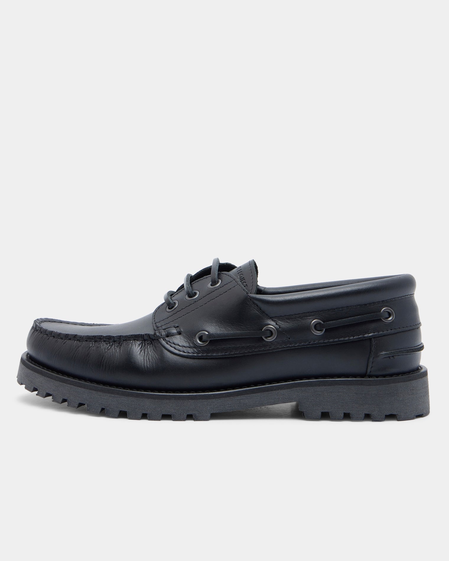 GARMENT PROJECT MAN Ollie Boat Shoe - Black Leather Shoes 999 Black