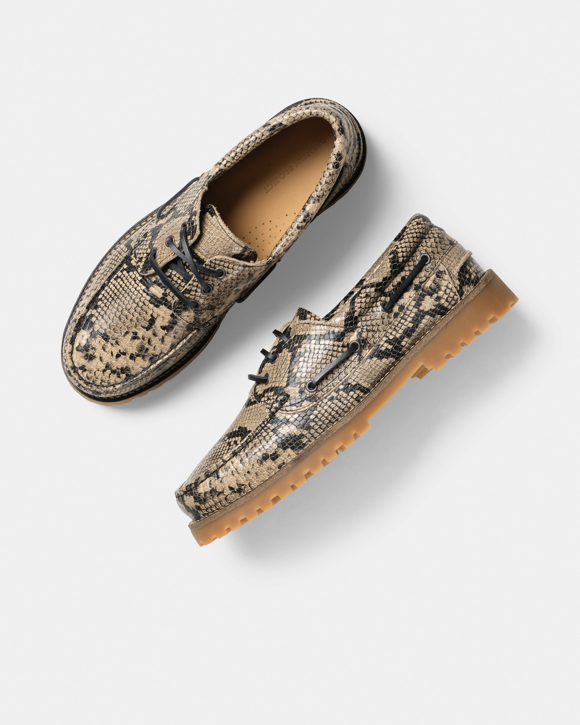 GARMENT PROJECT MAN Ollie Boat Shoe - Earth Snake Leather Shoes 260 Earth