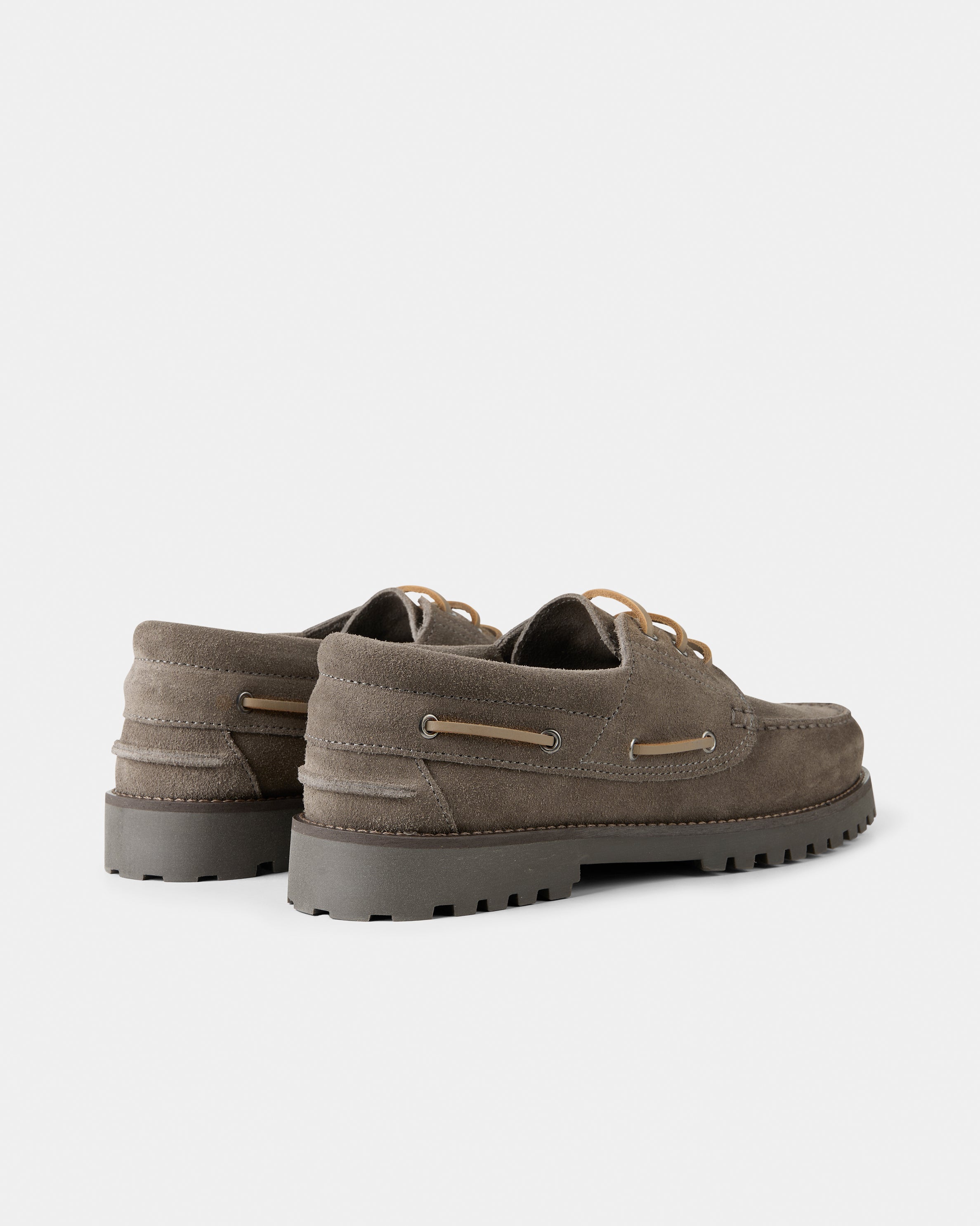 GARMENT PROJECT MAN Ollie Boat Shoe - Truffle Suede Shoes 265 Truffle
