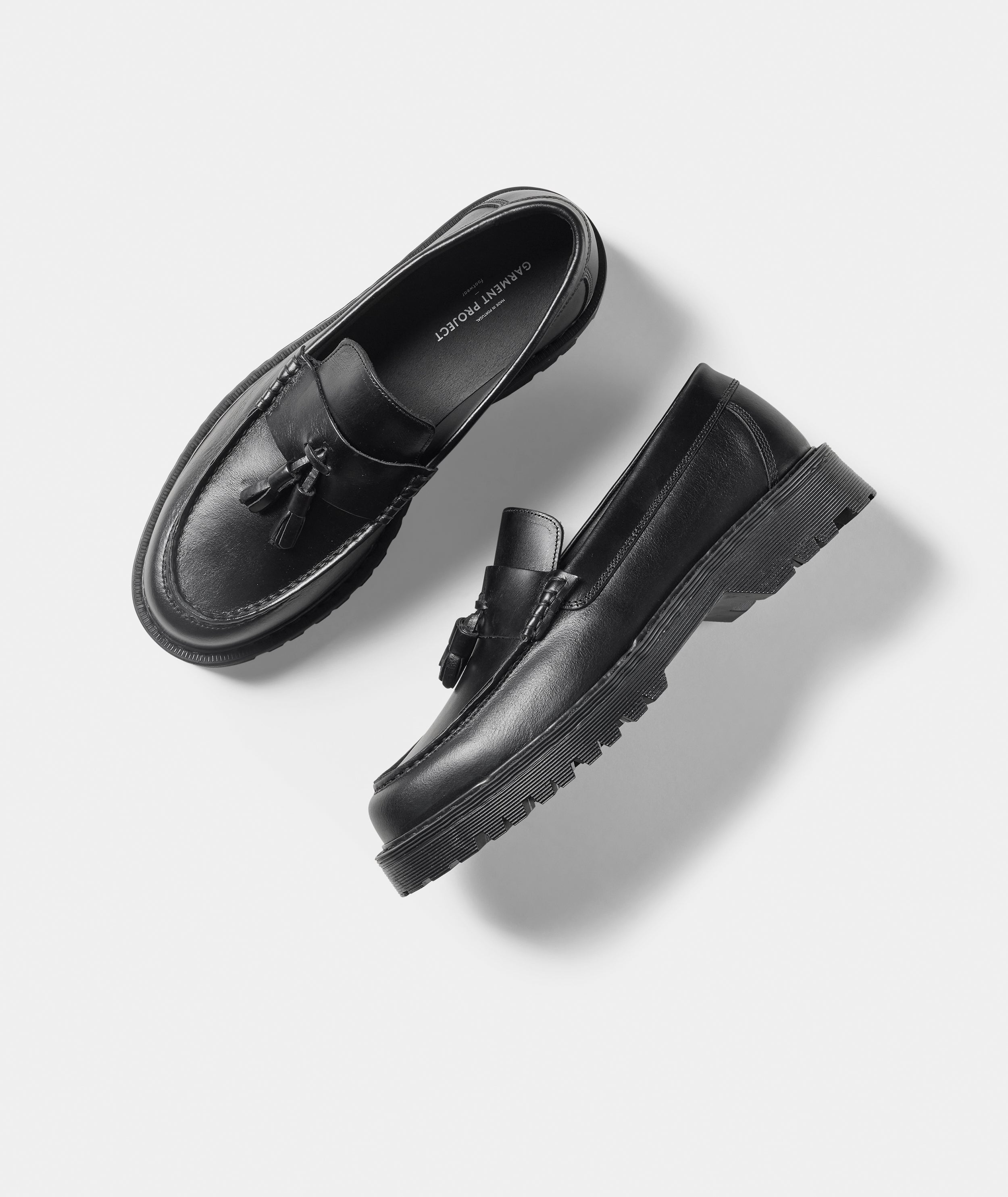 GARMENT PROJECT MAN Pete Loafer - Black Leather Loafer 999 Black