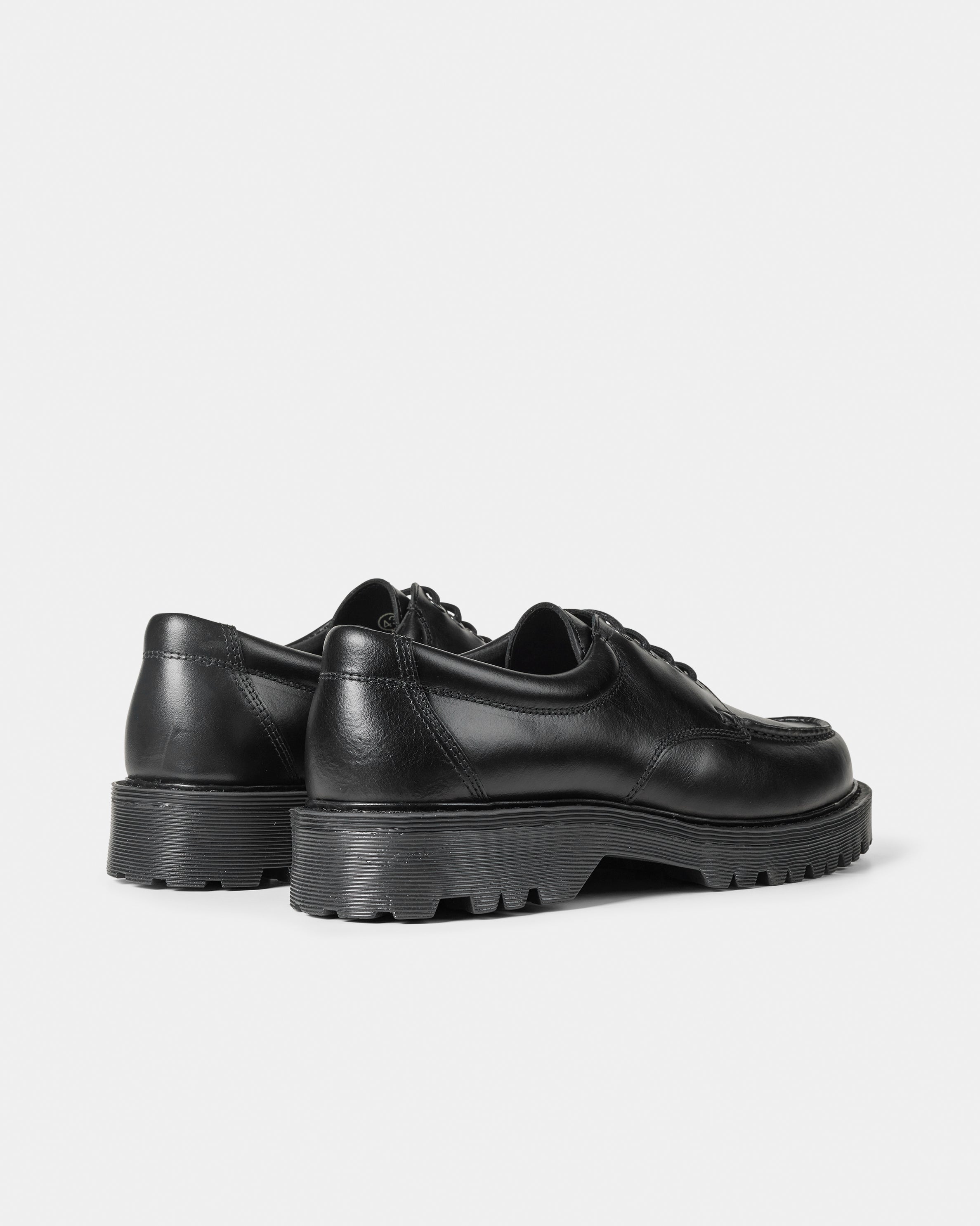 GARMENT PROJECT MAN Pete Moc Toe - Black Leather Shoes 999 Black