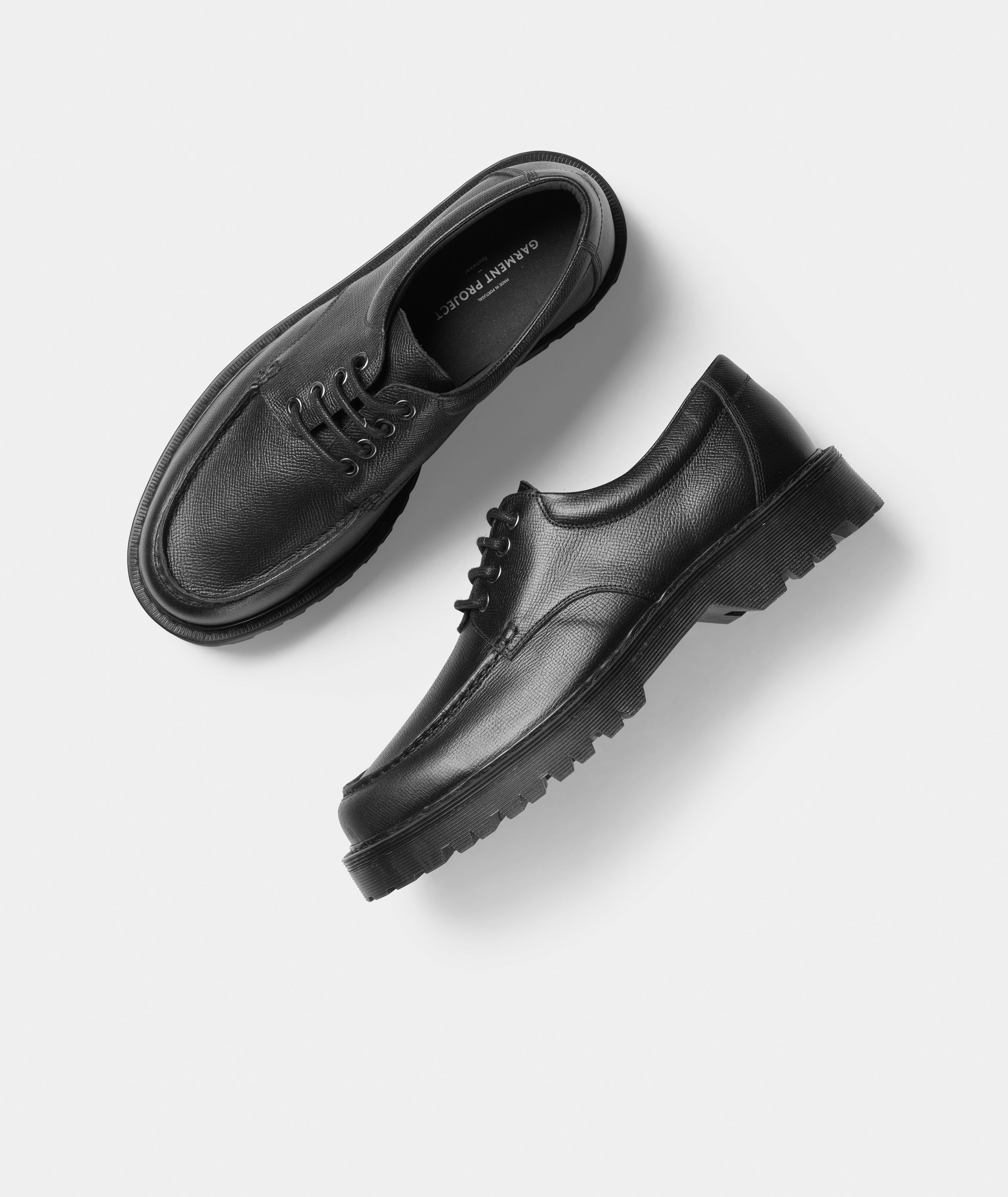 GARMENT PROJECT MAN Pete Moc Toe - Black Textured Leather Shoes 999 Black