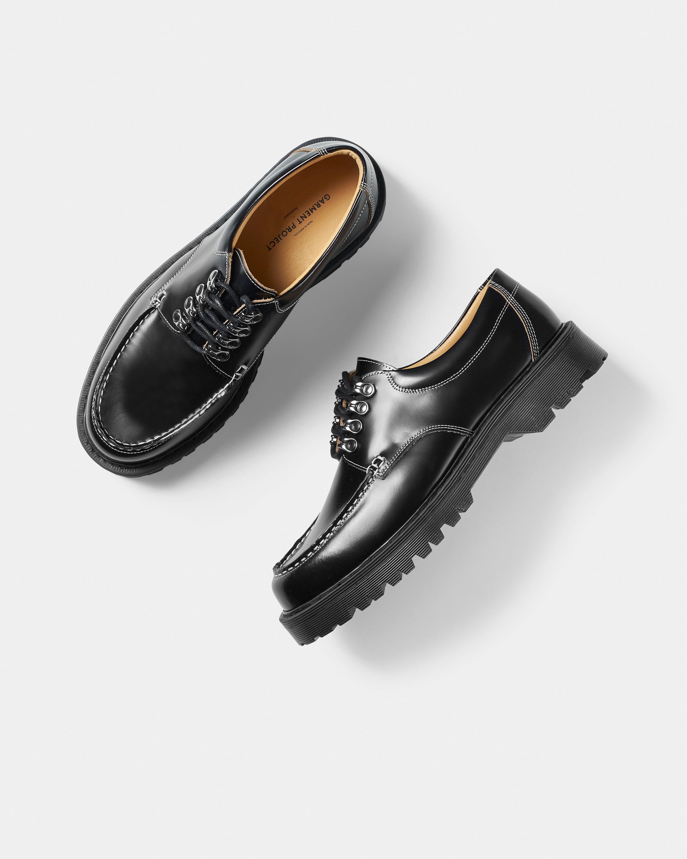 GARMENT PROJECT MAN Pete Moc Toe Lux - Black Polido Raw Edge Shoes 999 Black