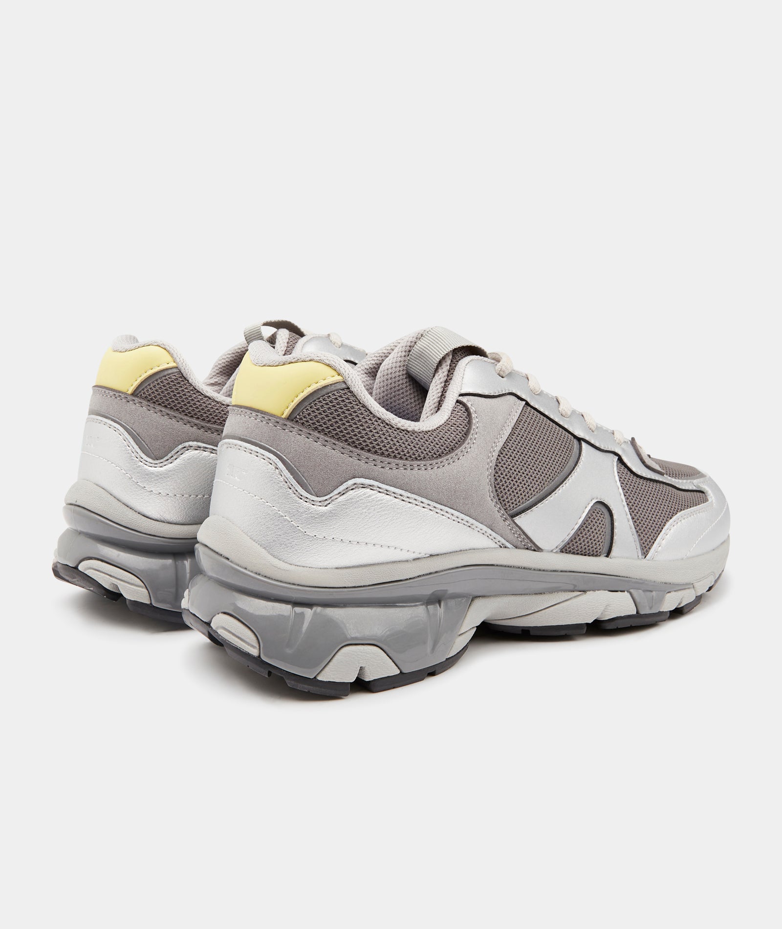 GARMENT PROJECT WMNS RR-13 Road Runner - Light Silver Mesh Sneakers 405 Light Silver