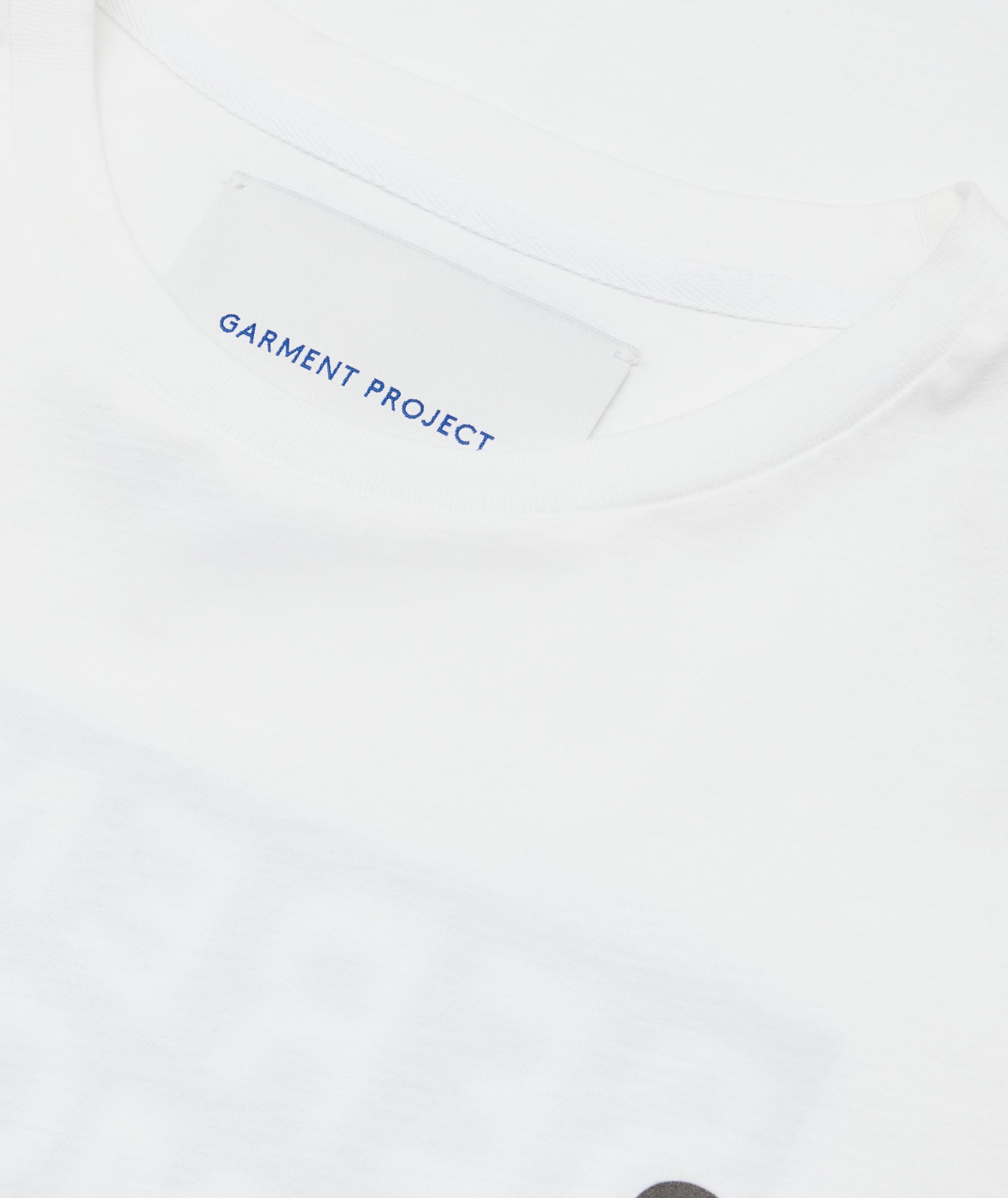 GARMENT PROJECT MAN Relaxed Fit Tee - White / Serenity in motion T-shirt 100 White