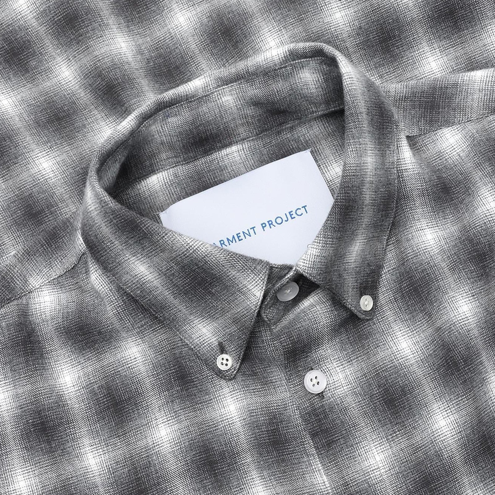 GARMENT PROJECT MAN Relaxed LS Button Down Shirt - Flannel Grey Check Shirt 401 Grey Check