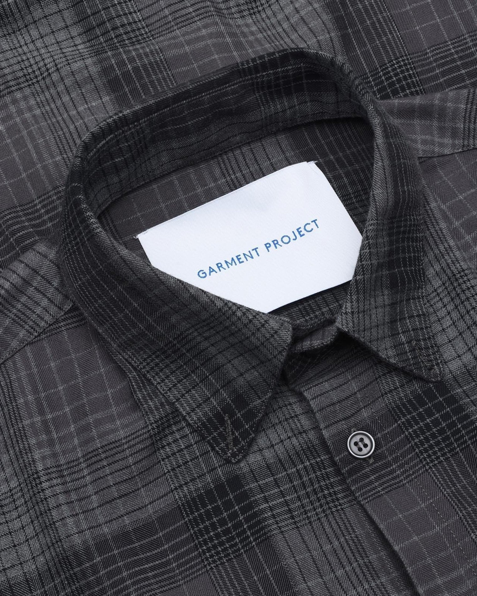 GARMENT PROJECT MAN Relaxed LS Shirt - Flannel Charcoal Check Shirt 446 Charcoal Check