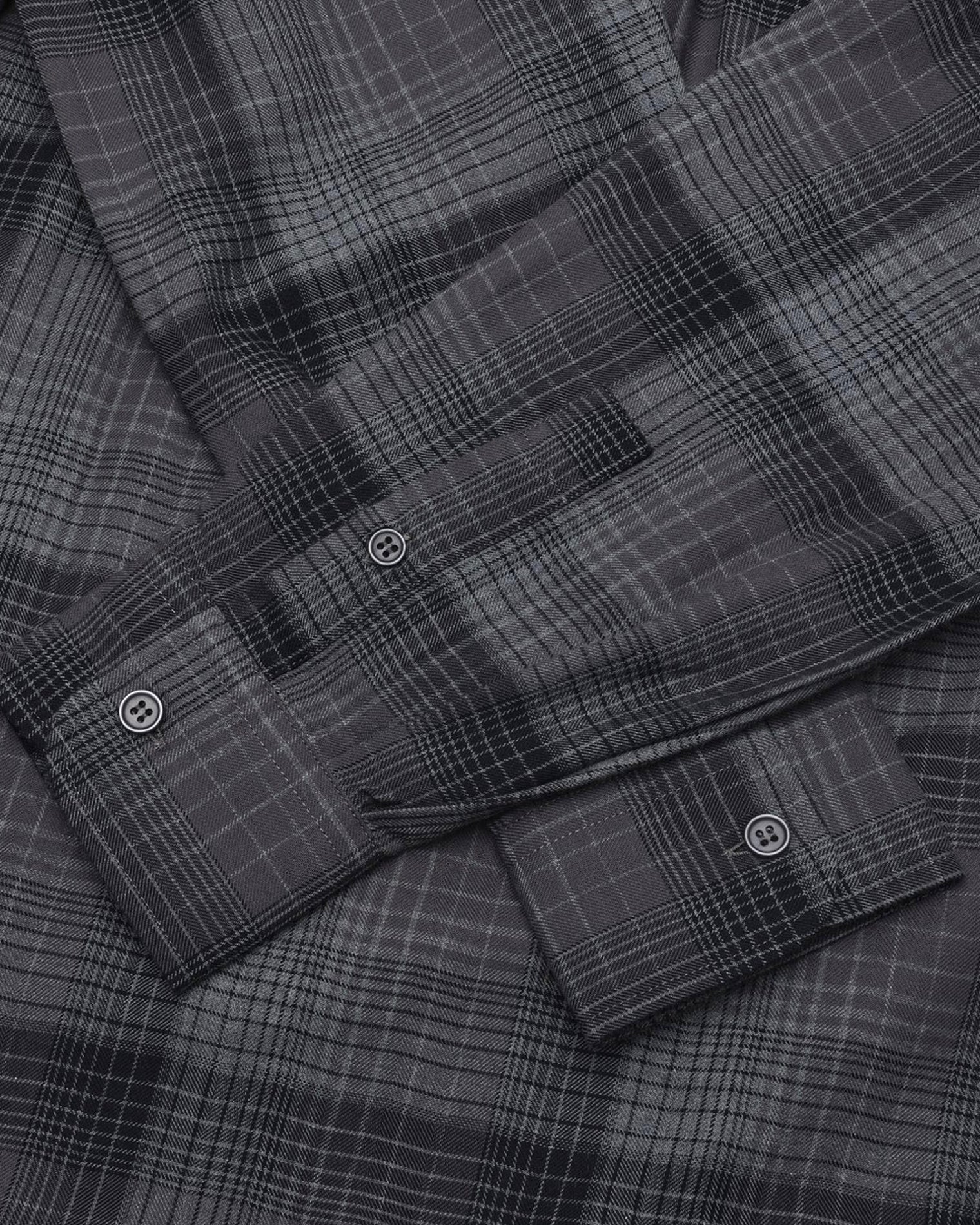 GARMENT PROJECT MAN Relaxed LS Shirt - Flannel Charcoal Check Shirt 446 Charcoal Check