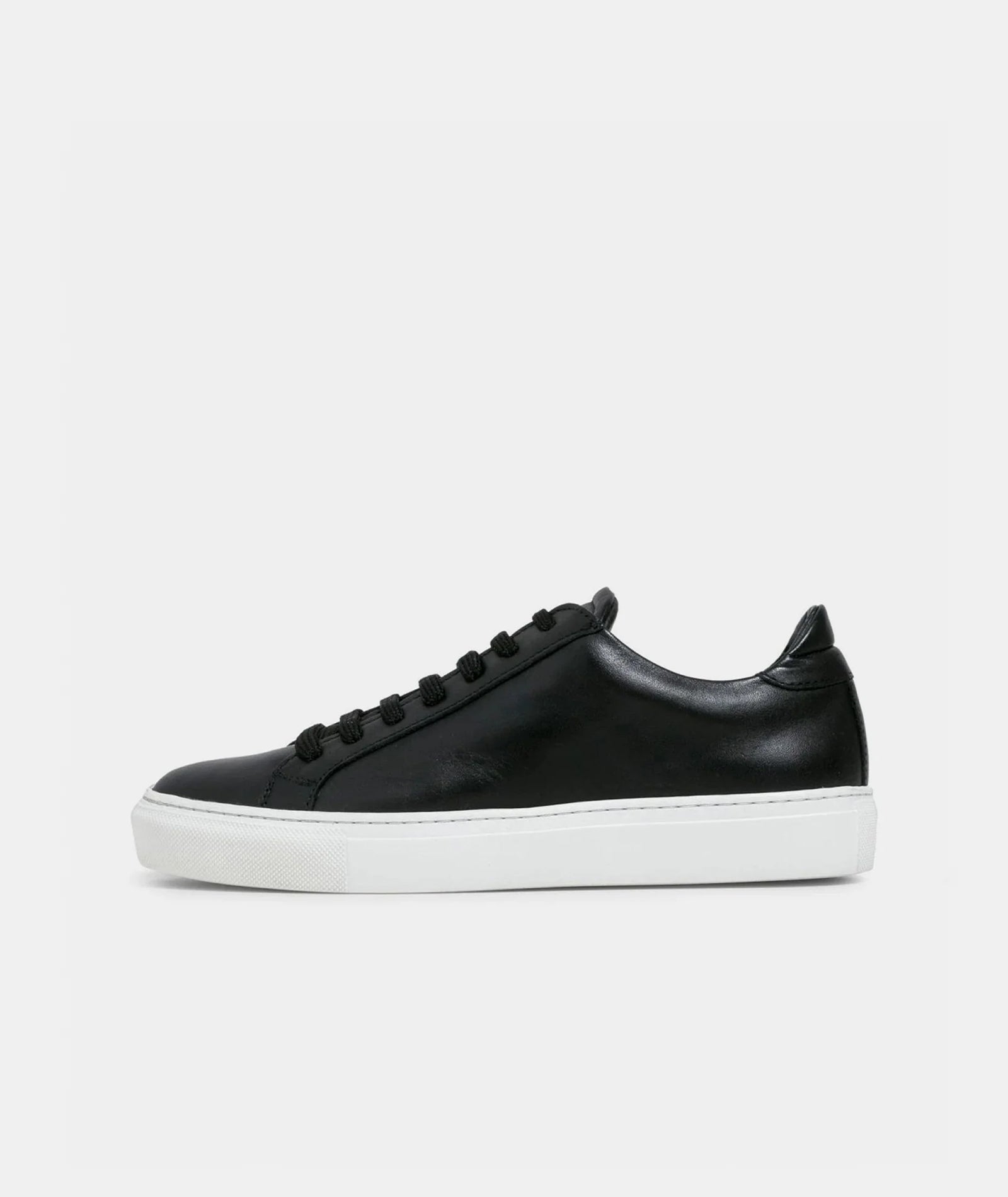 GARMENT PROJECT MAN Type - Black Leather Sneakers 999 Black