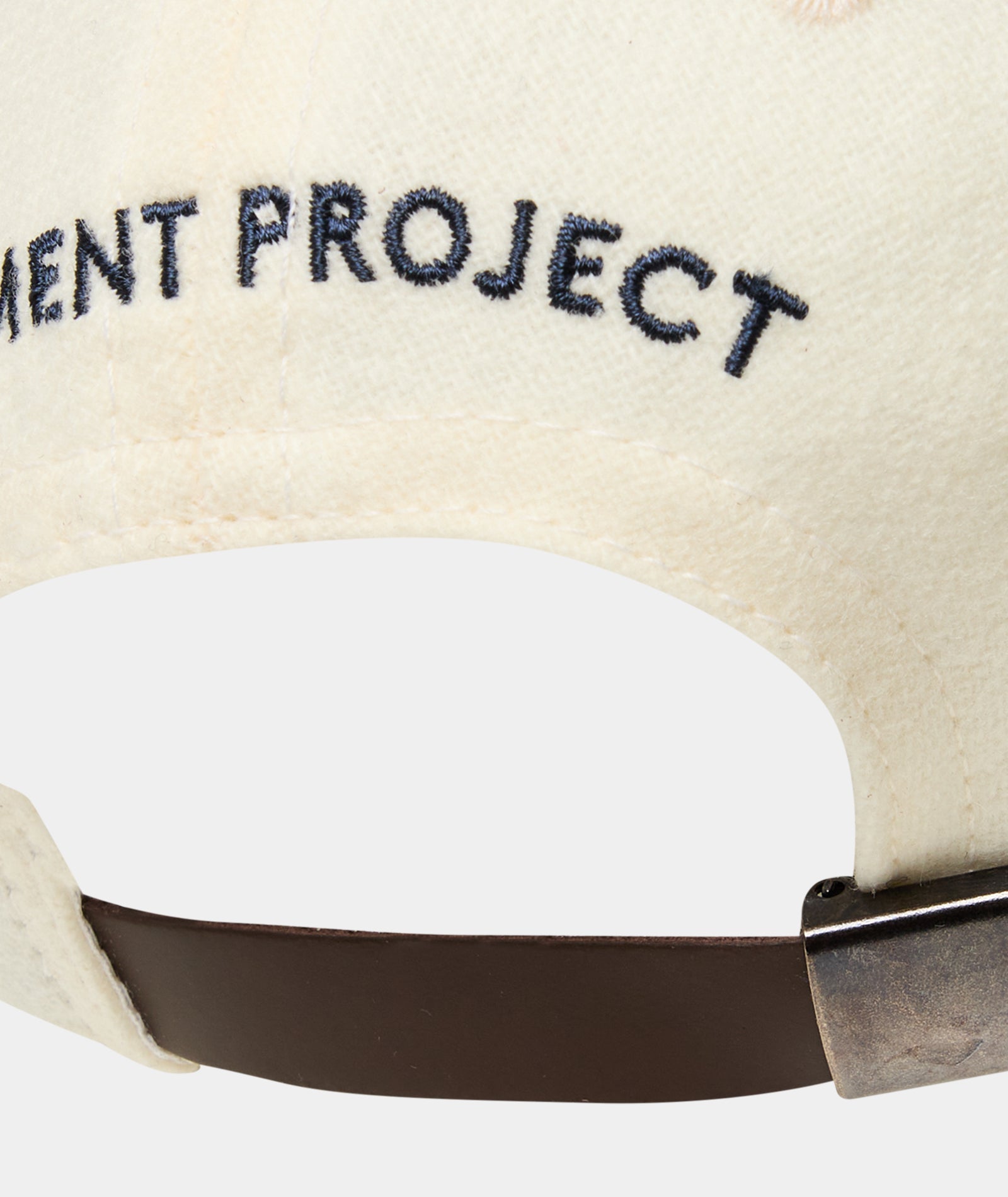 GARMENT PROJECT MAN GP x EBBETS FIELD FLANNELS - Creme/Navy Wool Cap 109 Creme