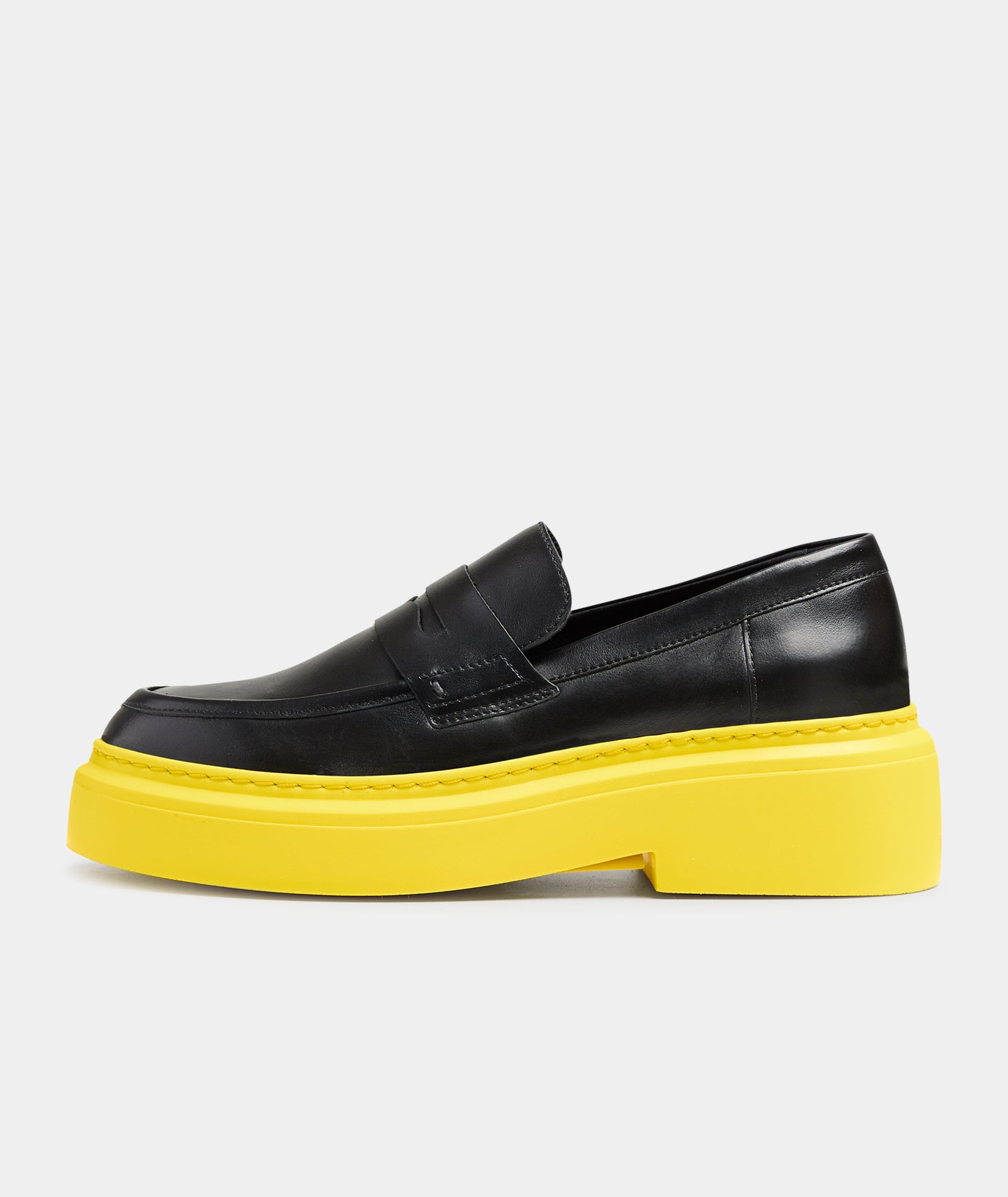GARMENT PROJECT WMNS June Loafer - Black Leather / Yellow Sole Shoes 999 Black