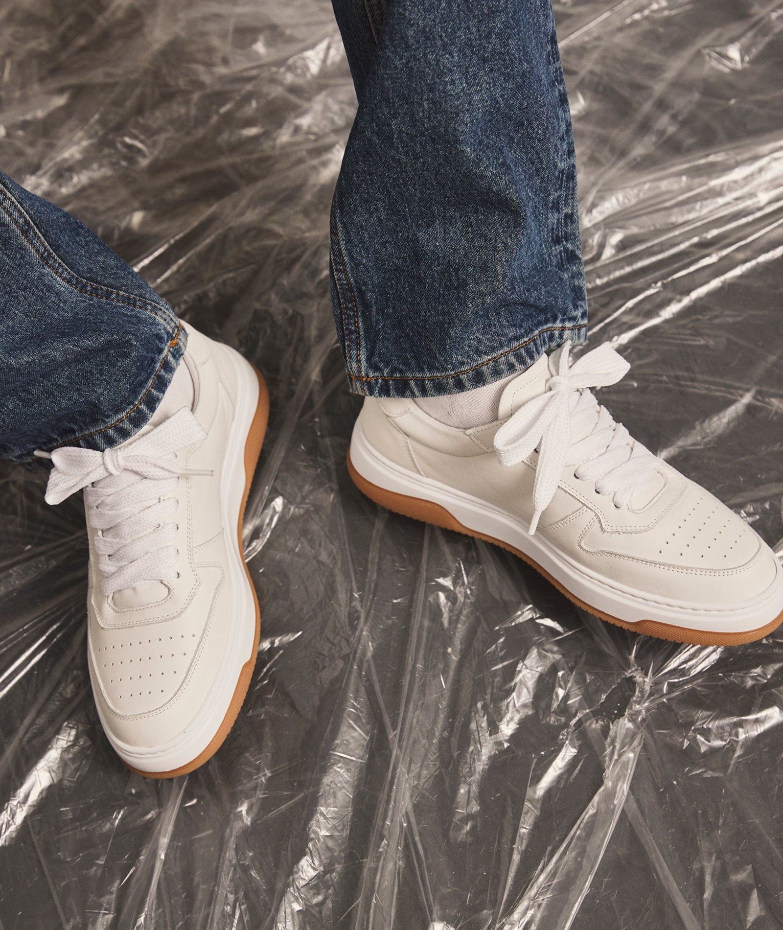 GARMENT PROJECT MAN Ace - White Leather / Gum Sneakers 100 White