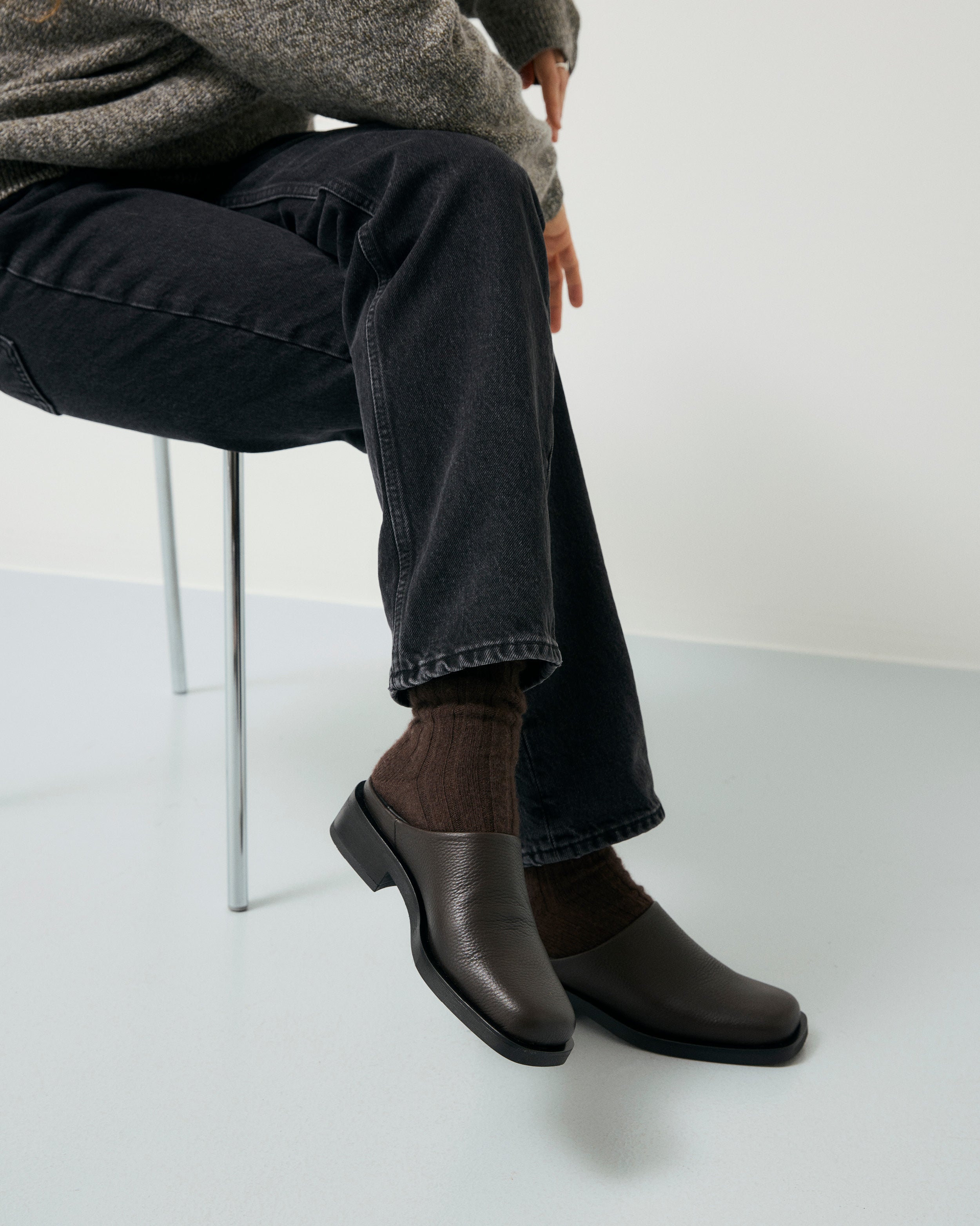 GARMENT PROJECT WMNS Alex Mule - Black Tumbled Leather Mules 999 Black